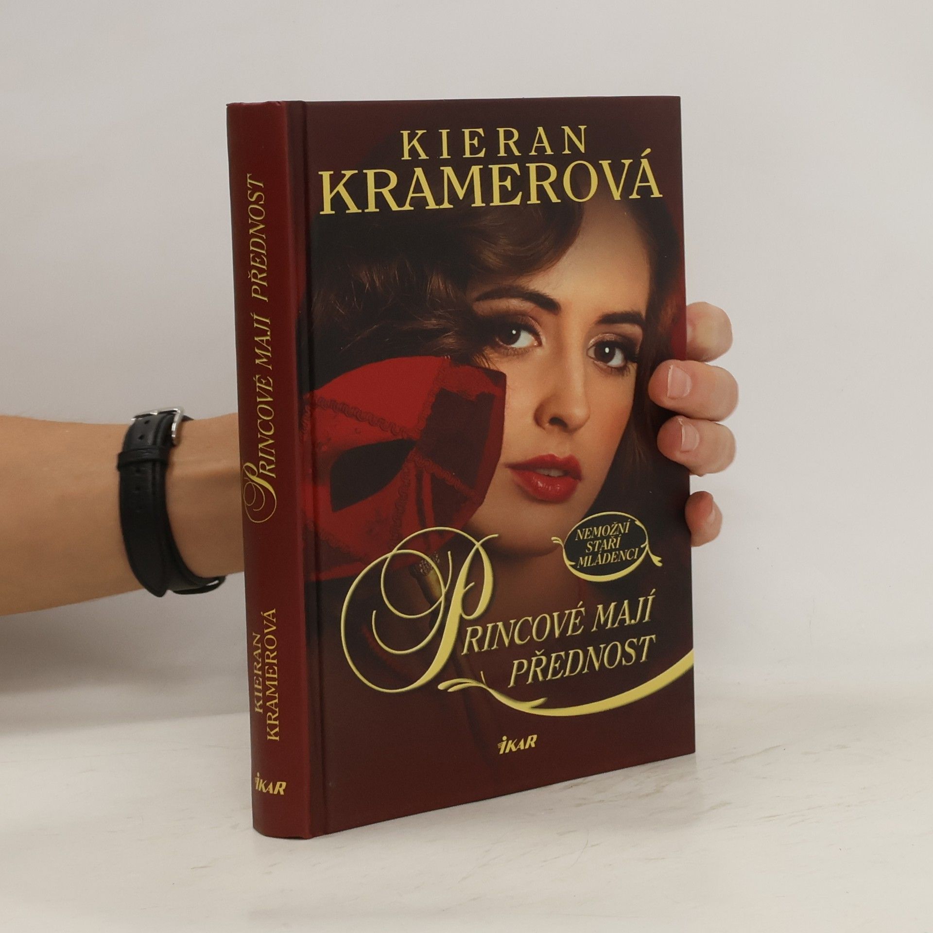 Kieran Kramer Princové mají přednost. Nemožní staří mládenci