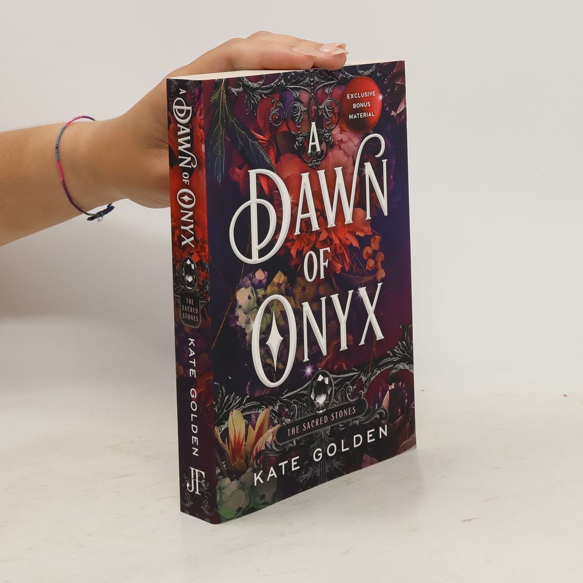 Kate Golden A Dawn of Onyx: The Sacred Stones Book 1