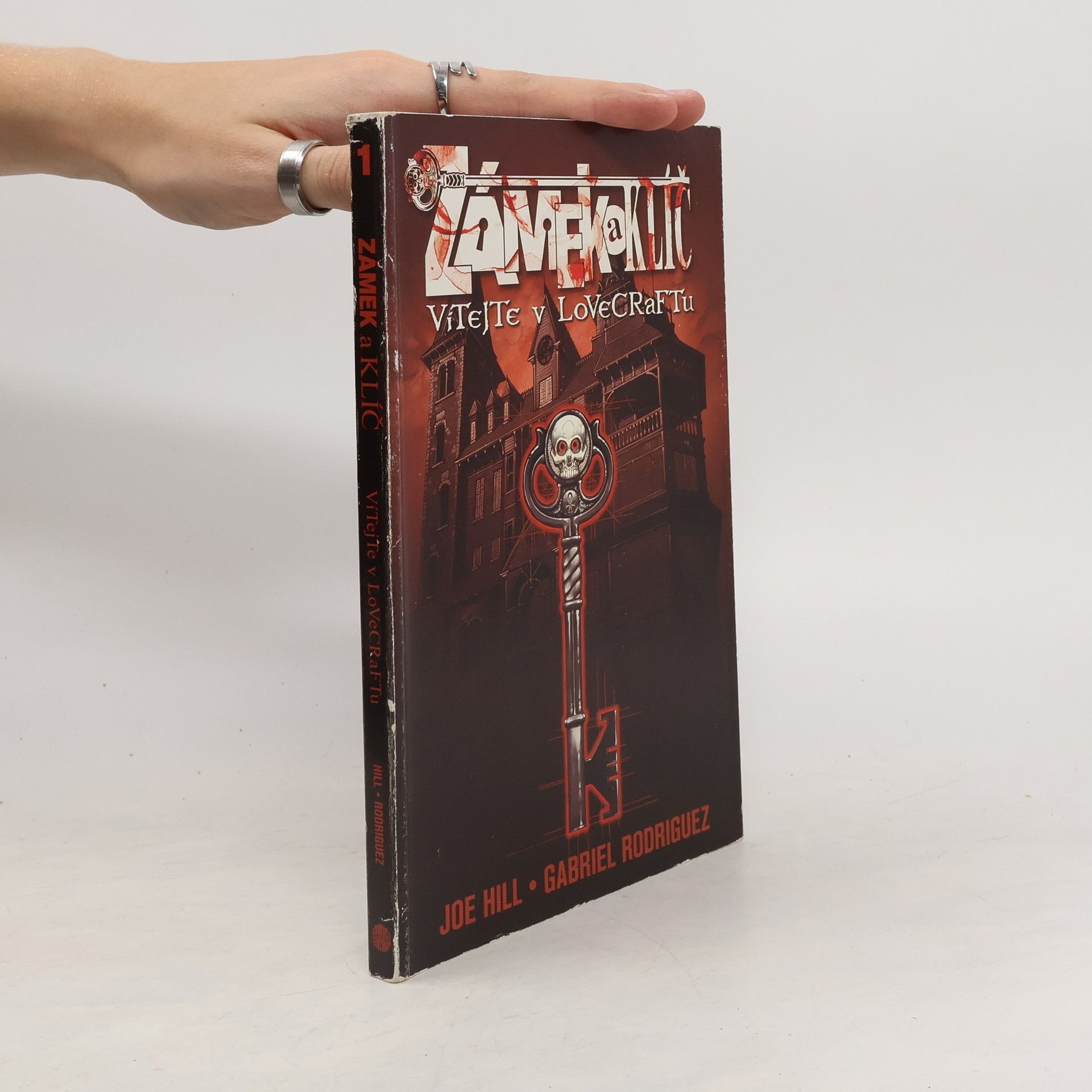 Joe Hill Zámek a klíč. Vítejte v Lovecraftu