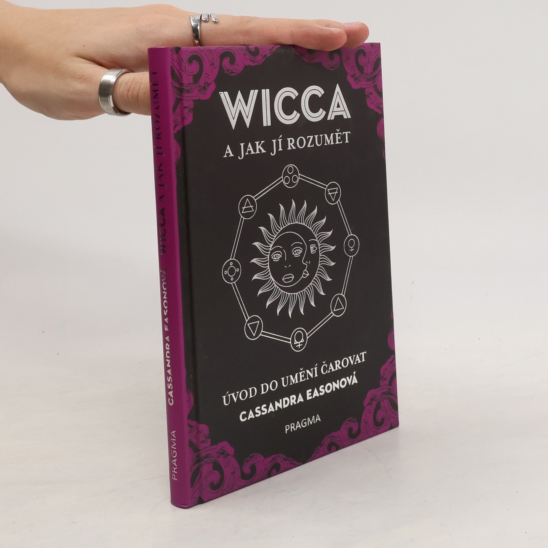 Cassandra Eason Wicca a jak jí rozumět