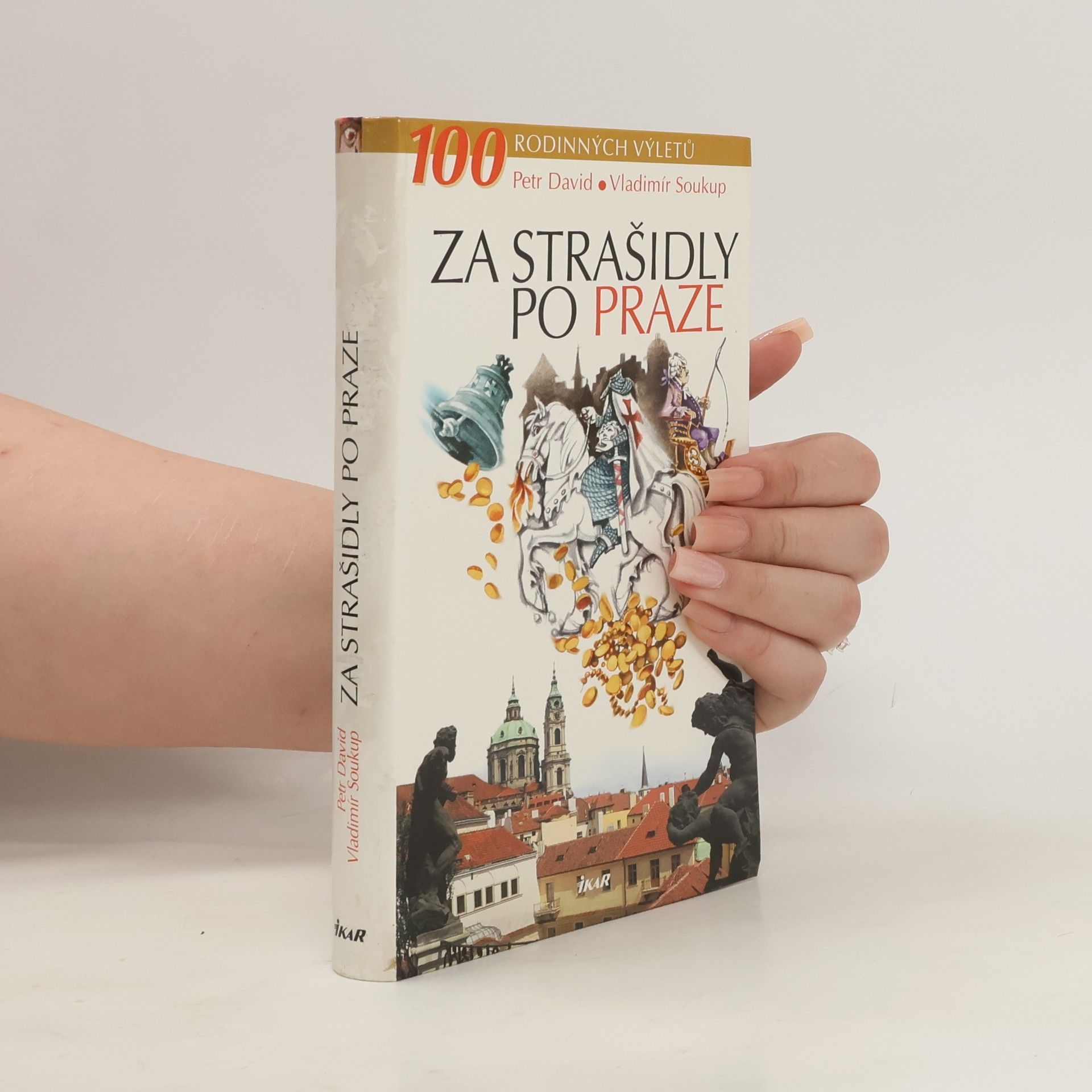 Peter David Za strašidly po Praze