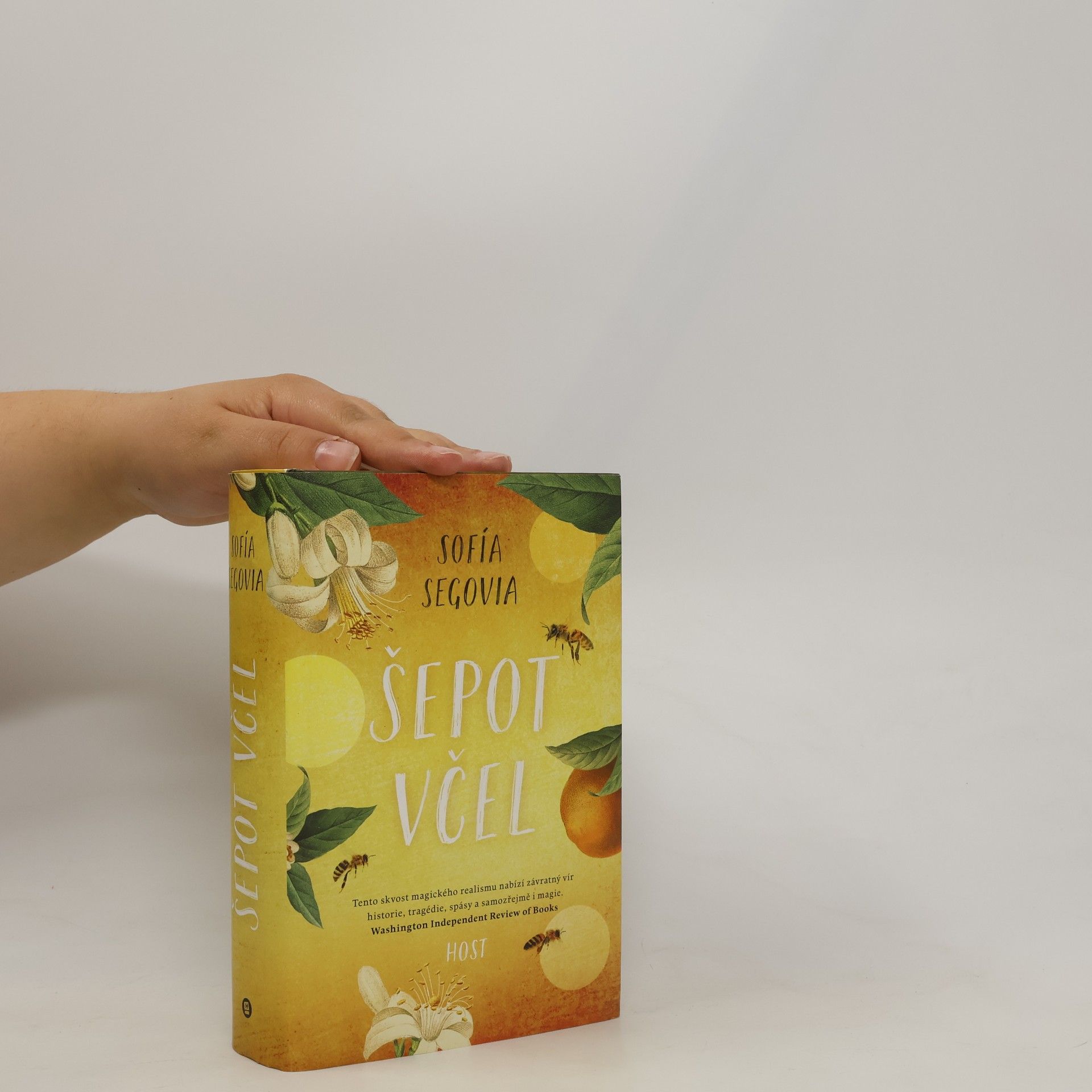 Sofía Segovia Šepot včel