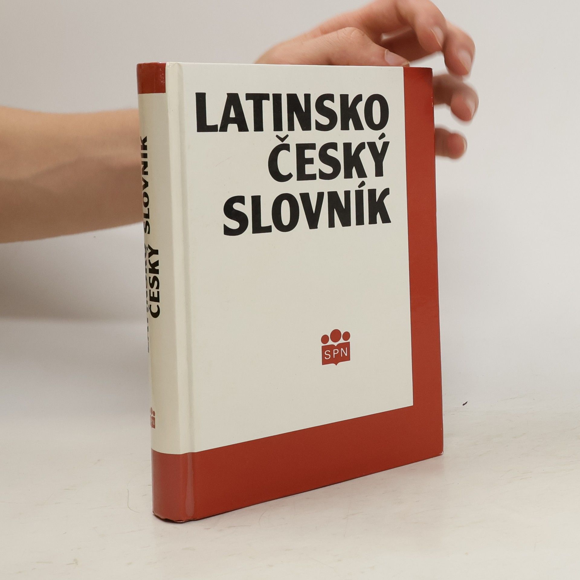 kolektiv Latinsko český slovník