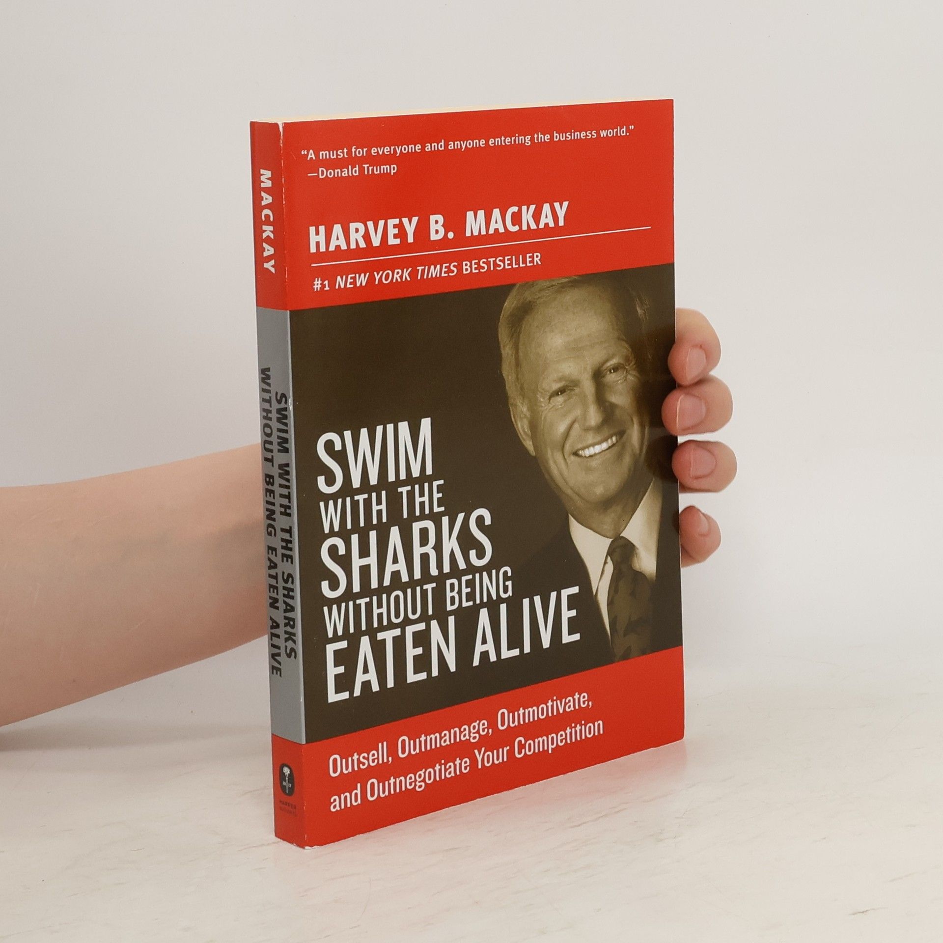 Collectif d'auteurs Swim with Sharks without Being
