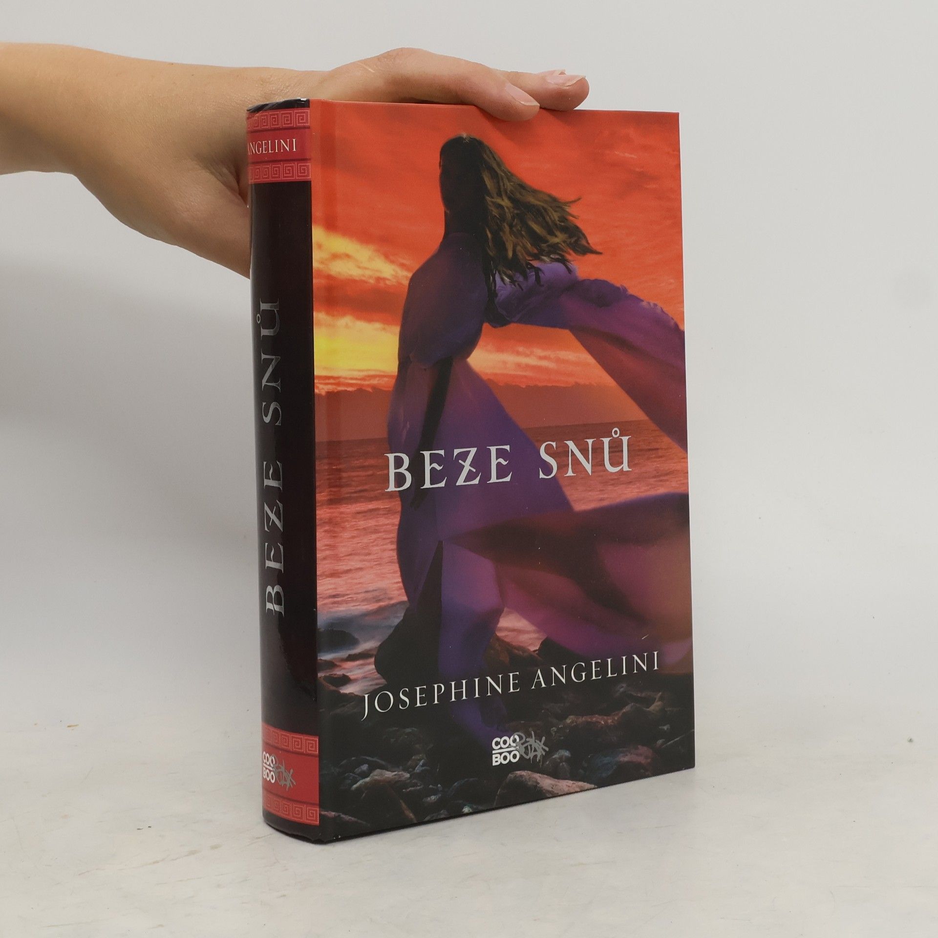 Josephine Angelini Beze snů