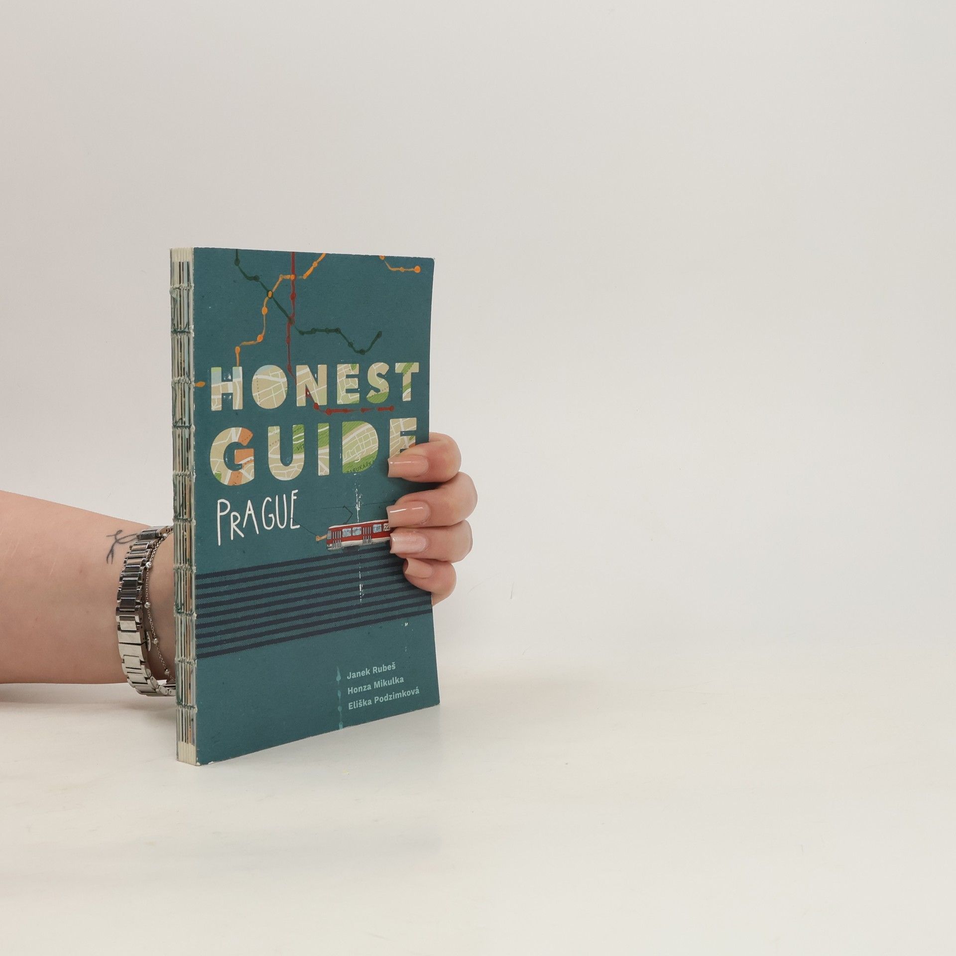 Eliška Podzimková Honest Guide. Prague