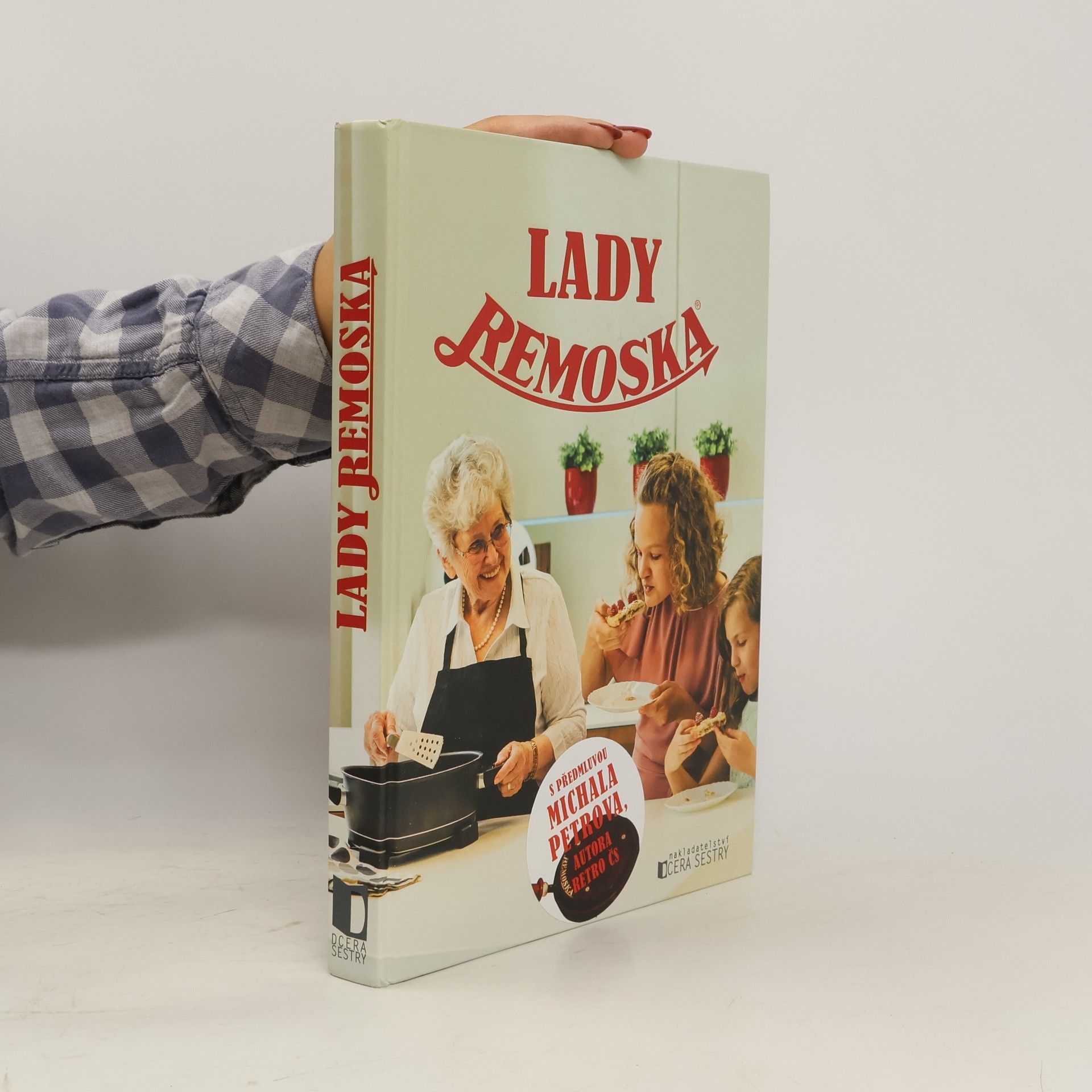 Milena Grenfell Baines Lady Remoska