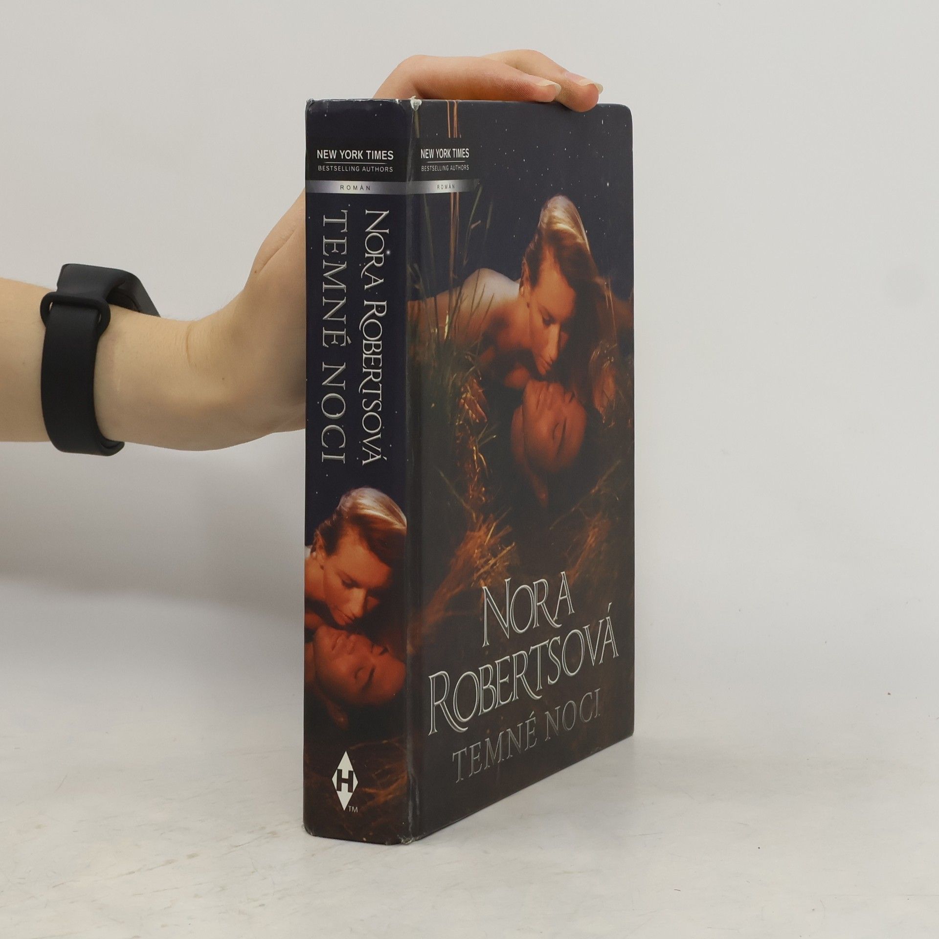 Nora Roberts Temné noci