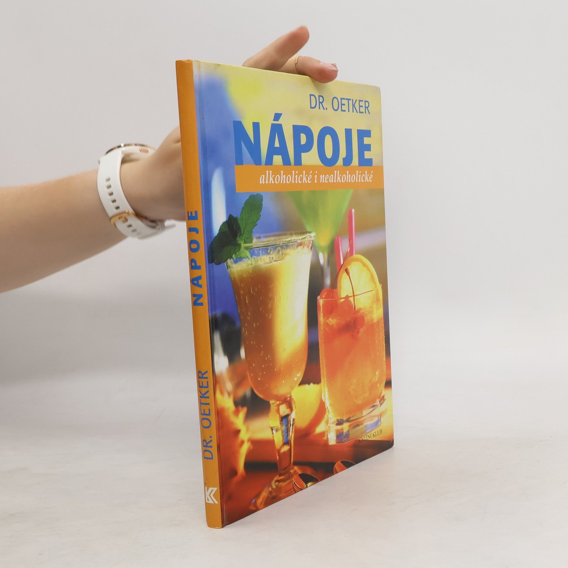 kolektiv Nápoje alkoholické i nealkoholické