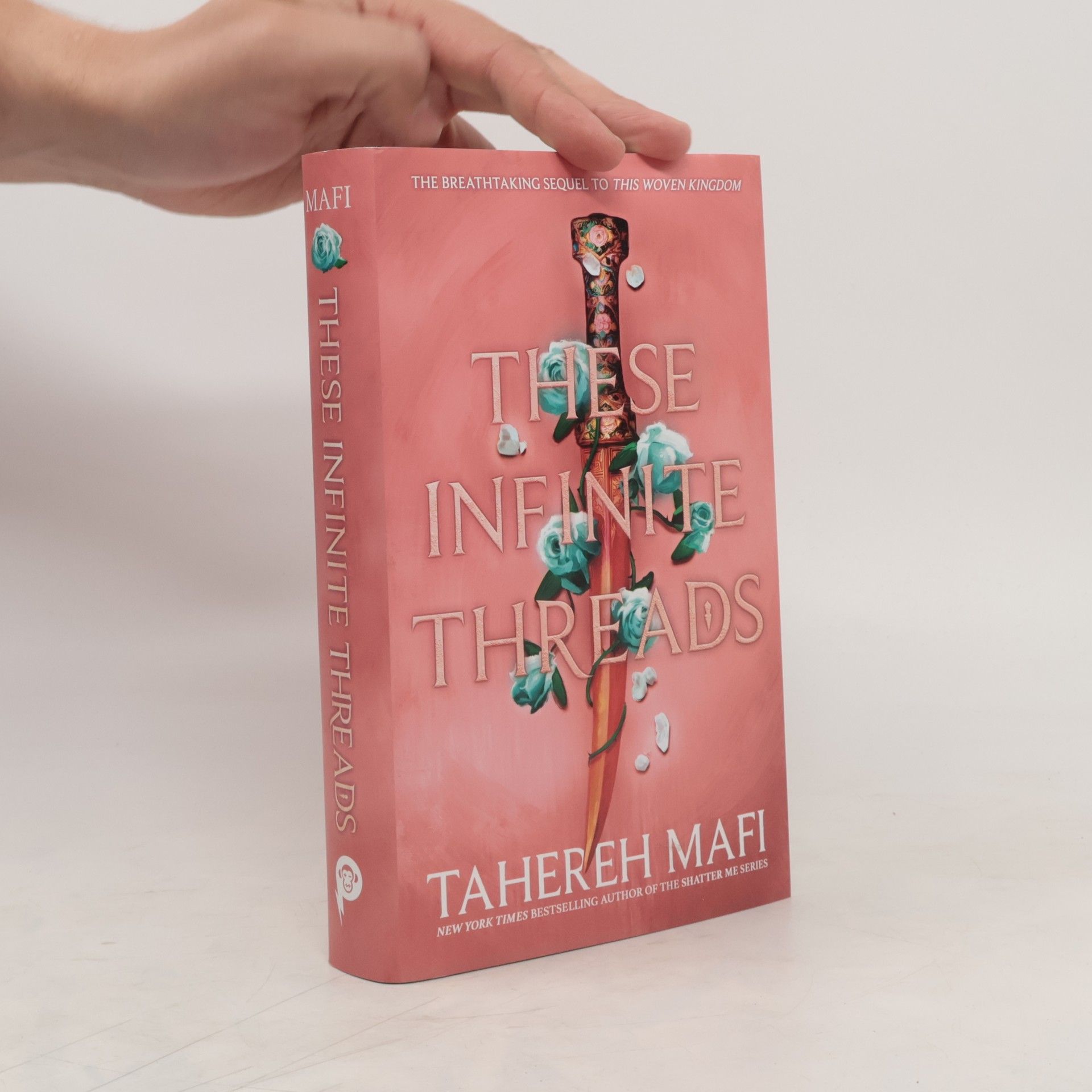 Tahereh Mafi These Infinite Threads