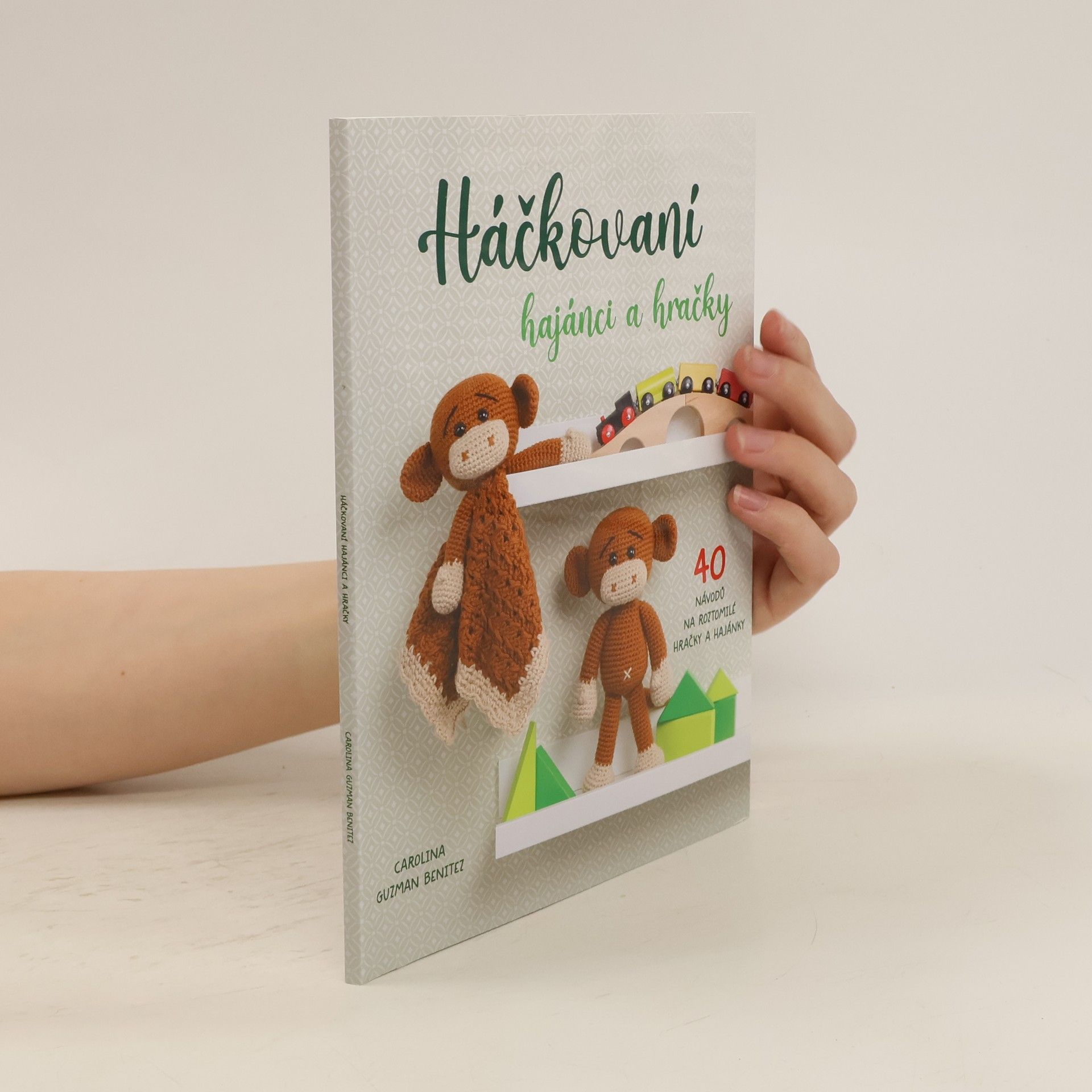 Carolina Guzman Benitez Háčkovaní hajánci a hračky
