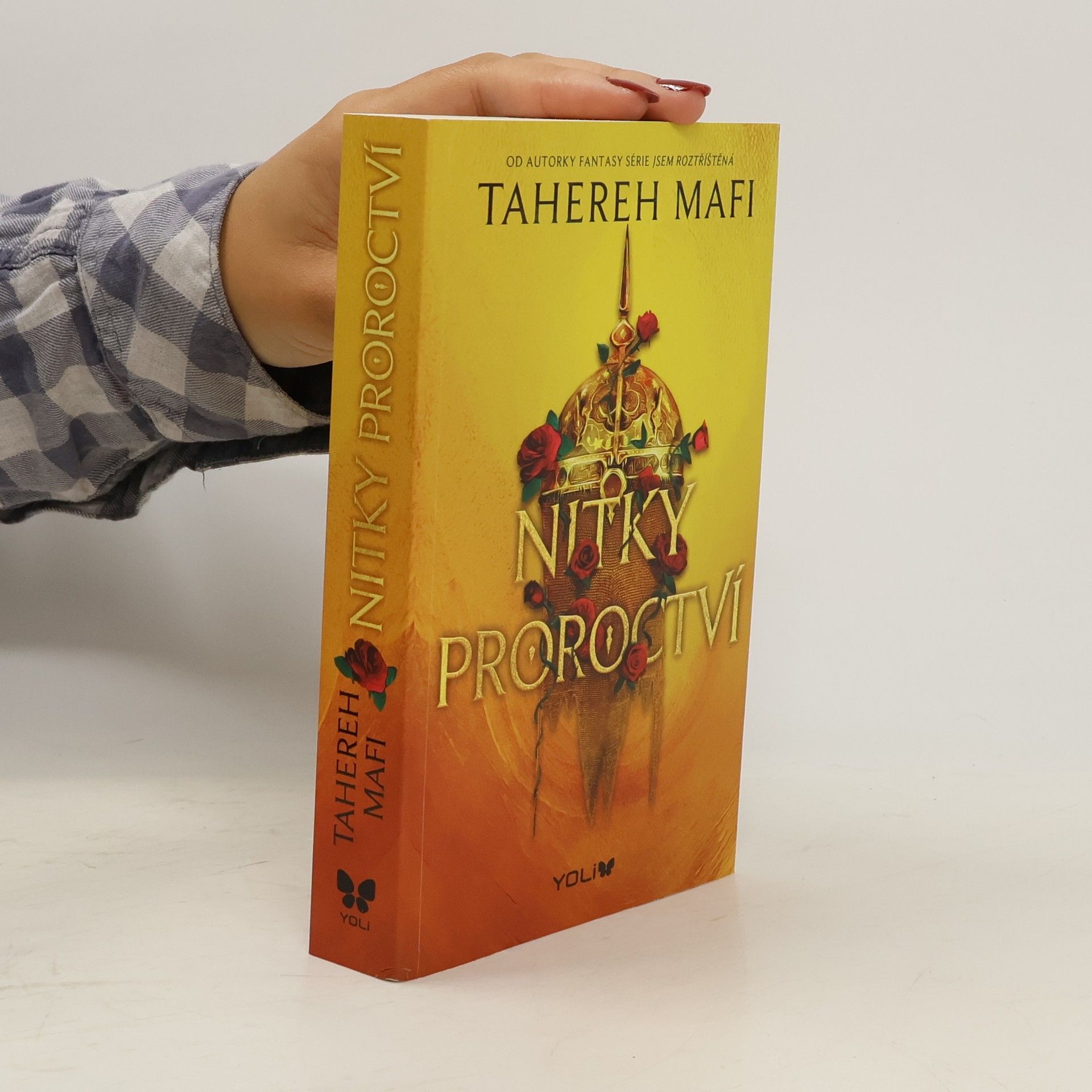 Tahereh Mafi Nitky proroctví