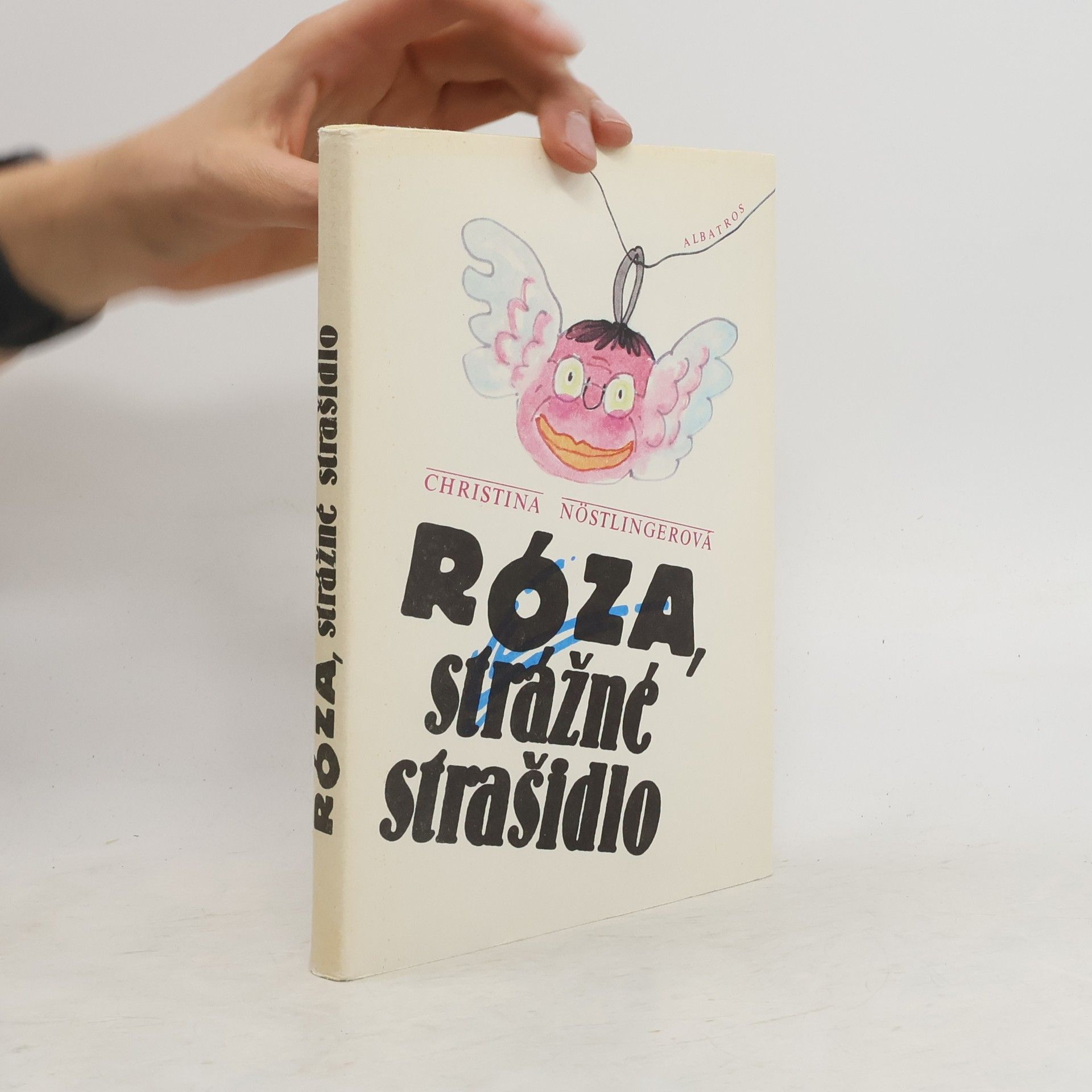 Christina Nöstlingerová Róza, strážné strašidlo