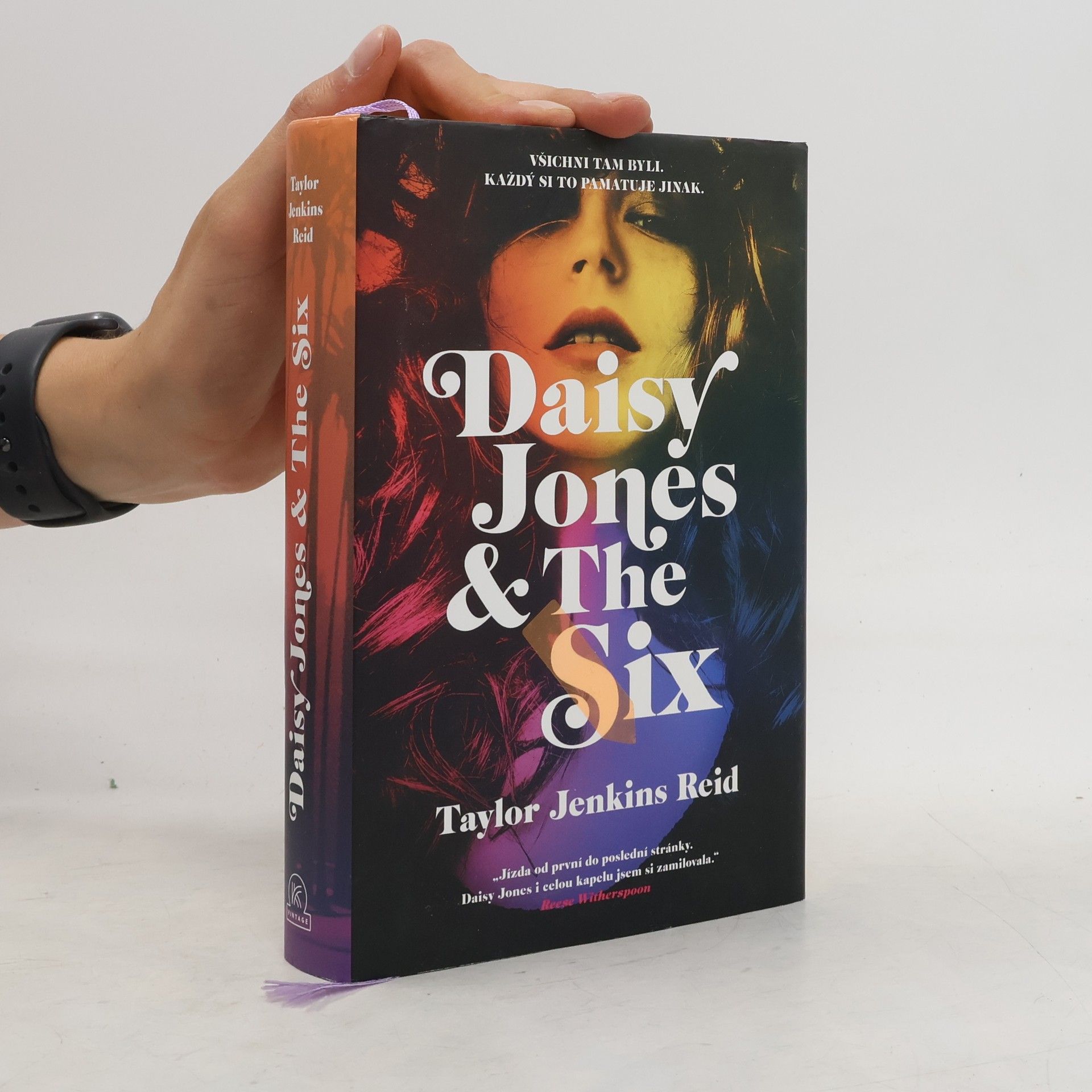 Taylor Jenkins Reid Daisy Jones & The Six