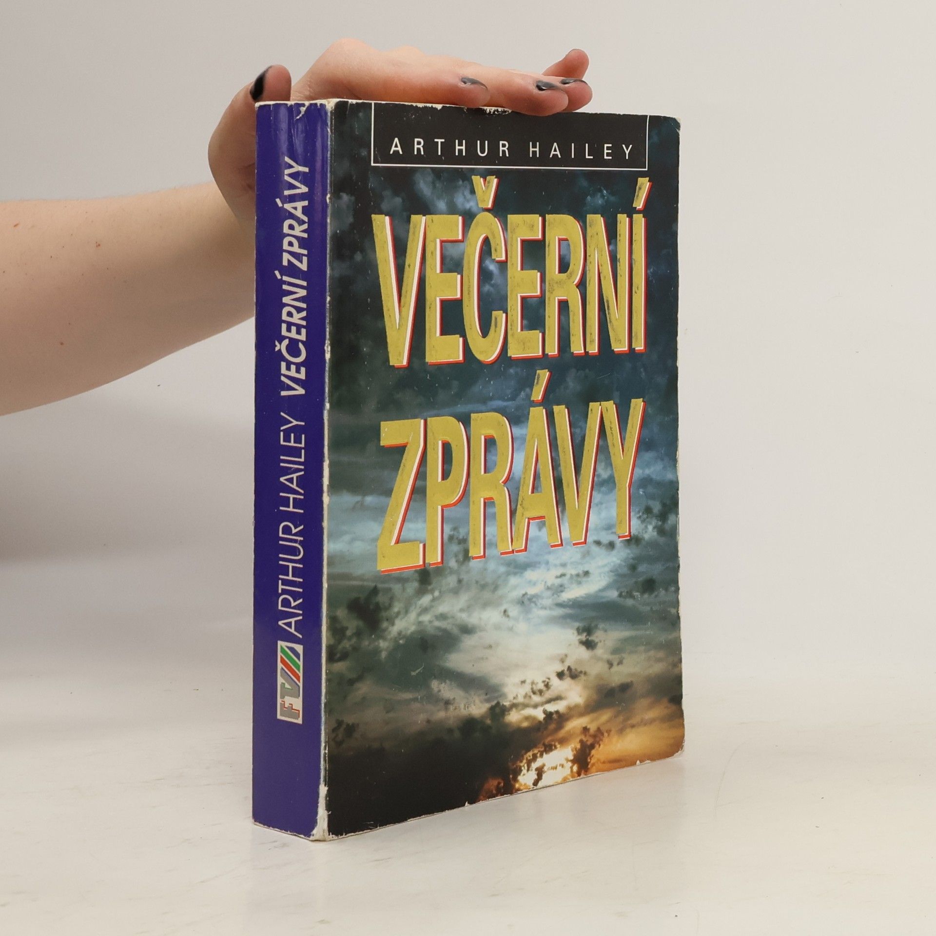Arthur Hailey Večerní zprávy