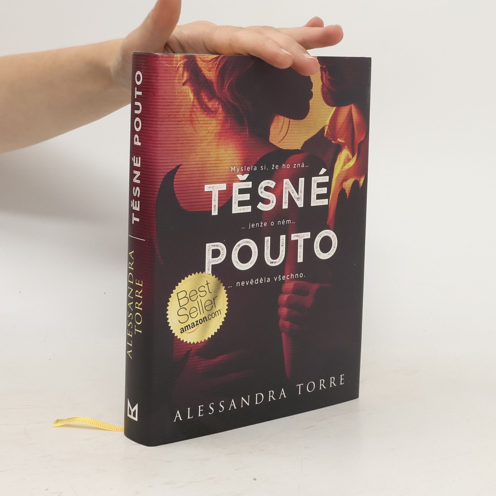 Alessandra Torre Těsné pouto