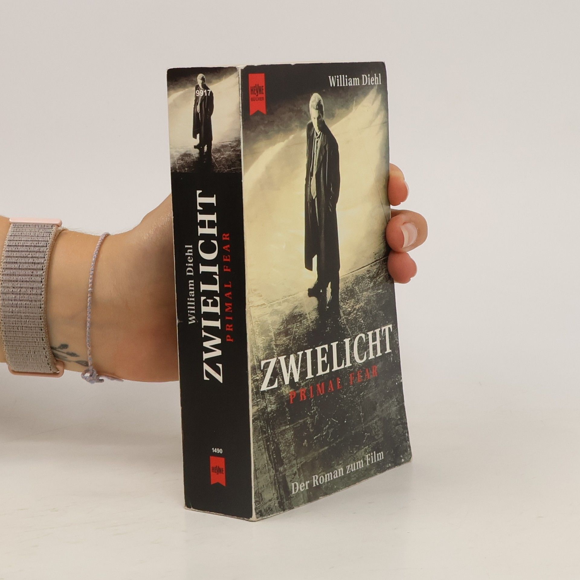 William Diehl Zwielicht, Primal Fear