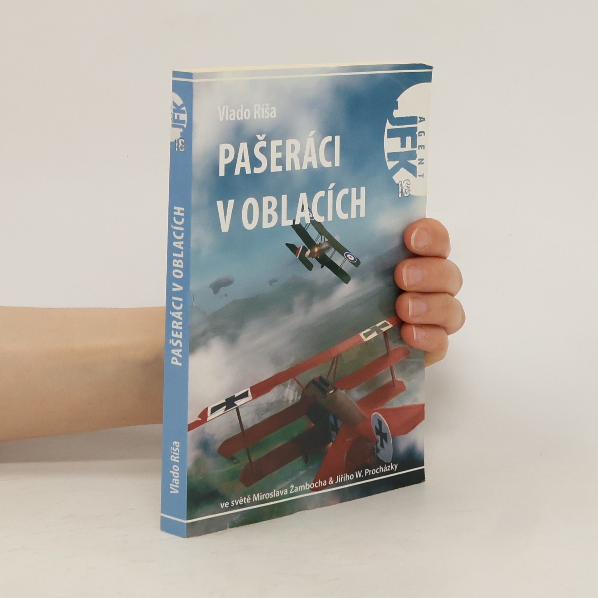 Vlado Ríša Pašeráci v oblacích