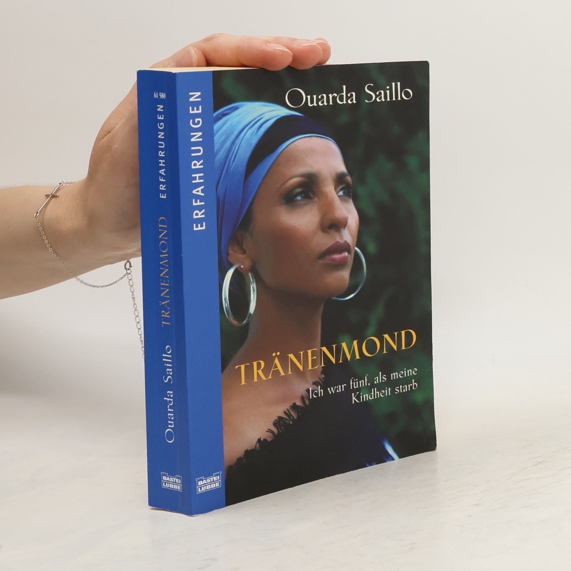 Ouarda Saillo Tränenmond