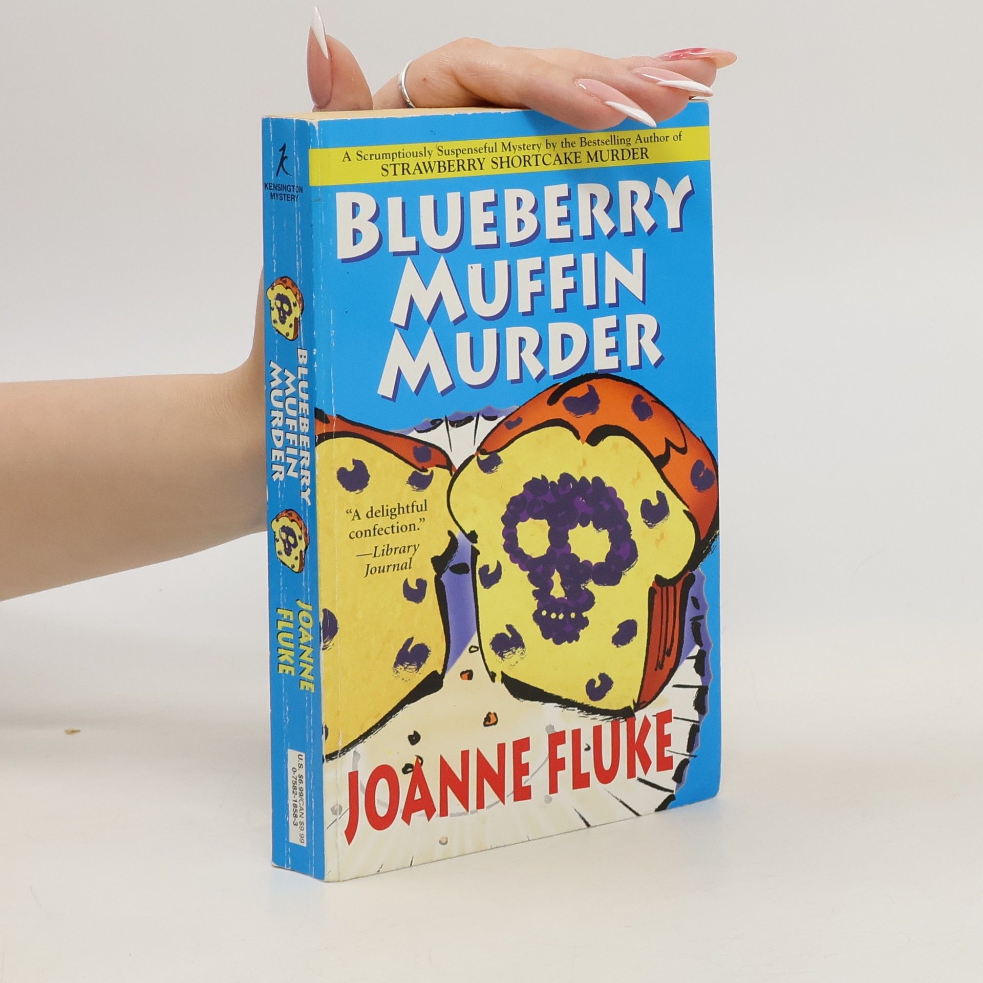 Joanne Fluke Blueberry Muffin Murder