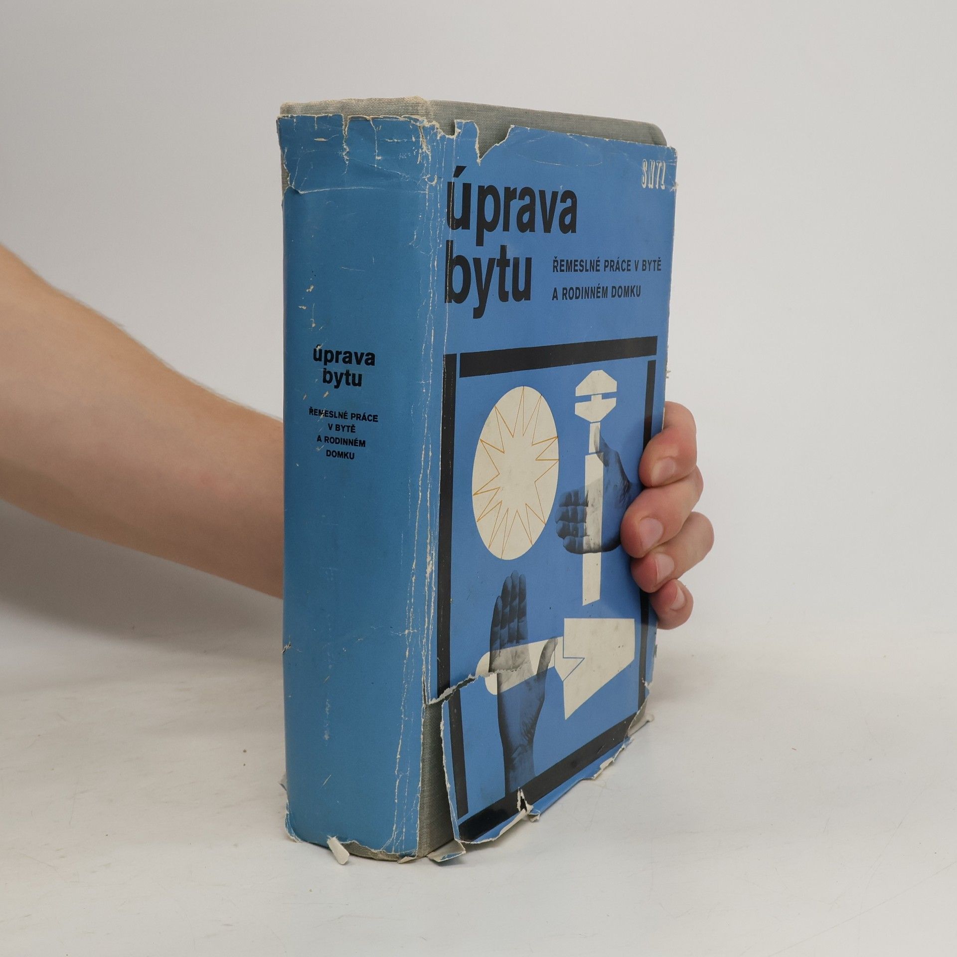 kolektiv Úprava bytu. Řemeslné práce v bytě a rodinném domku