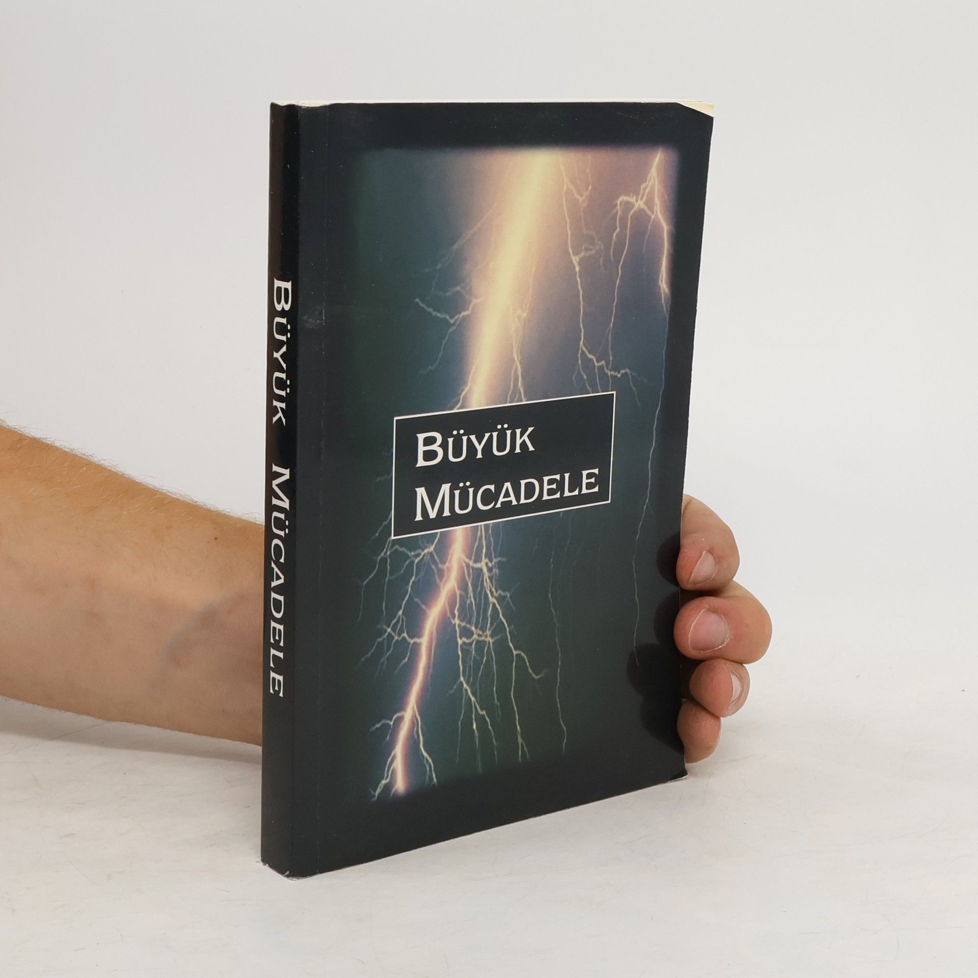 kolektiv Büyïk Mücadele