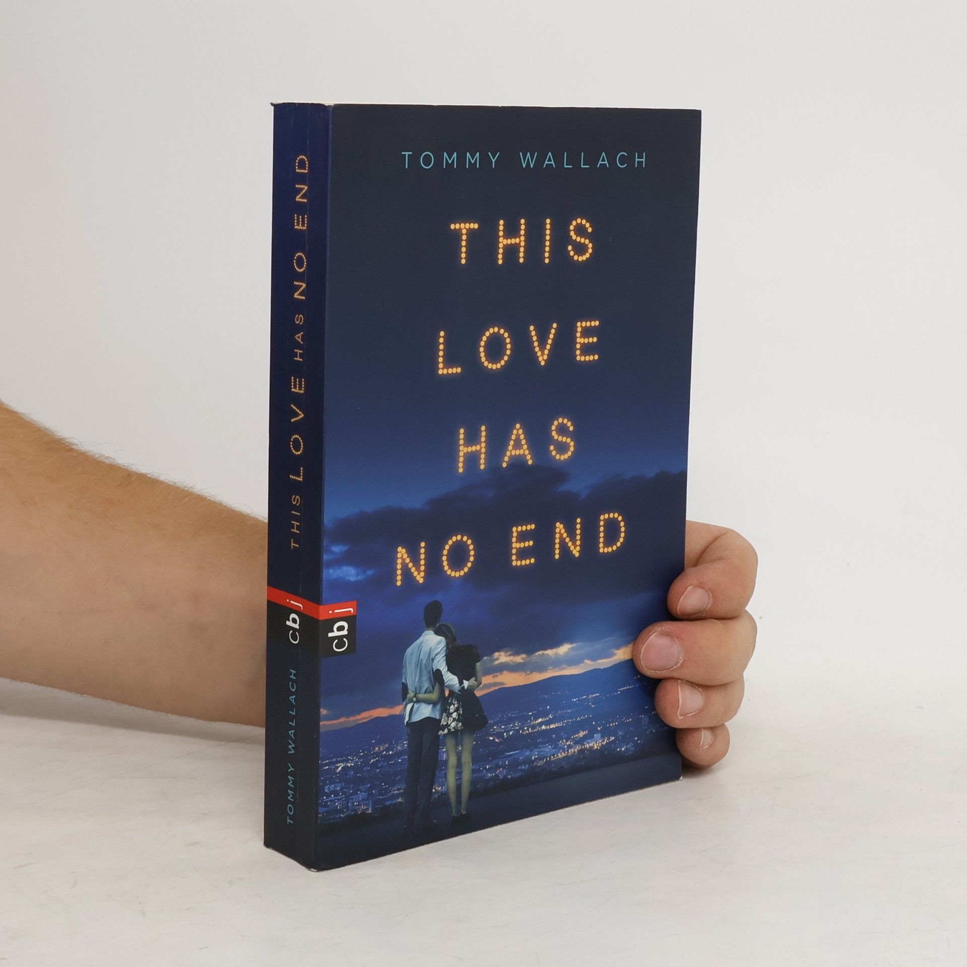 Tommy Wallach This love has no end