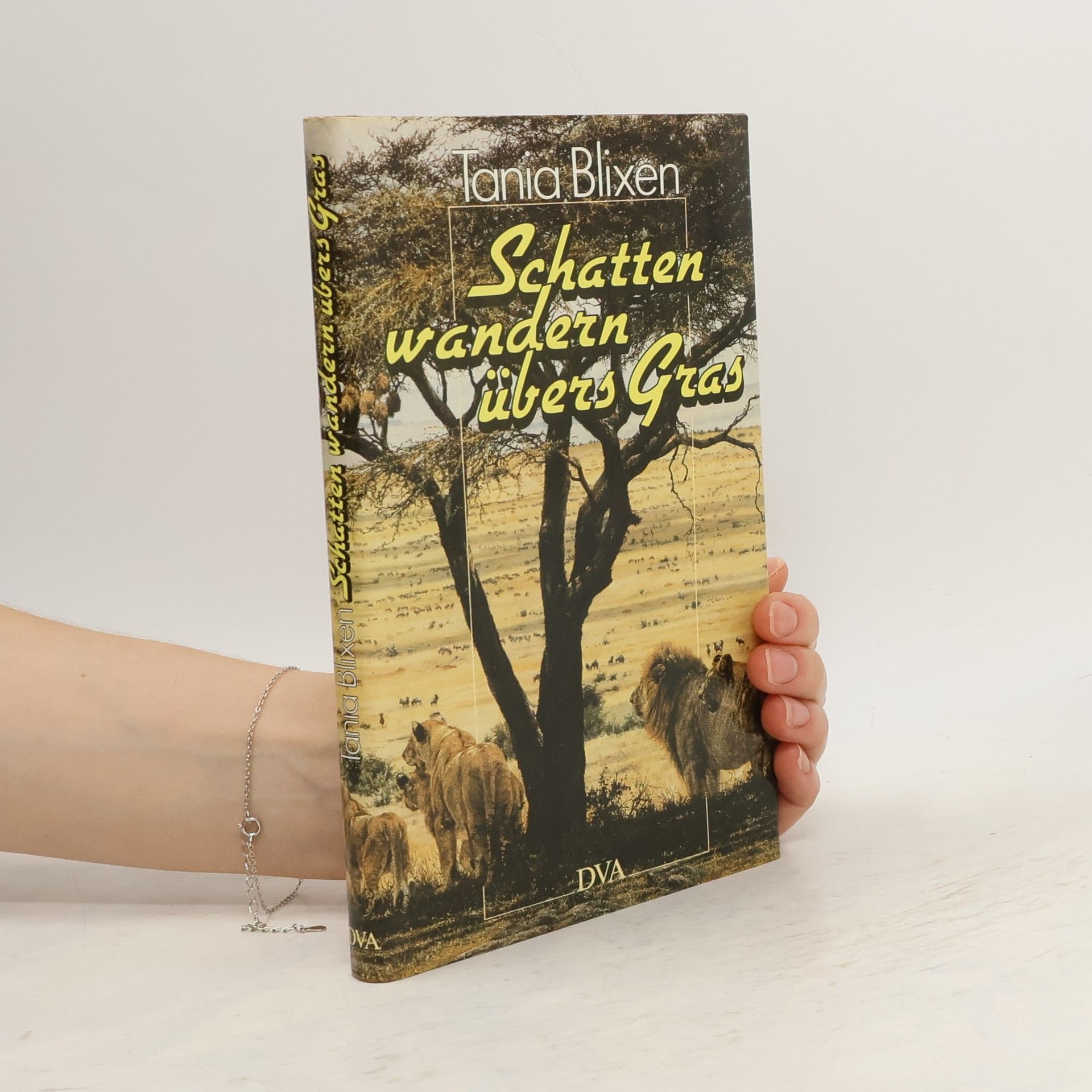 Karen Blixen Schatten wandern übers Gras