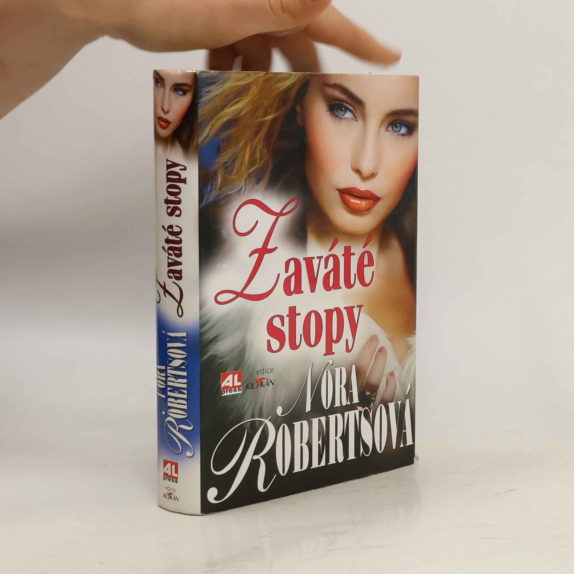 Nora Roberts Zaváté stopy