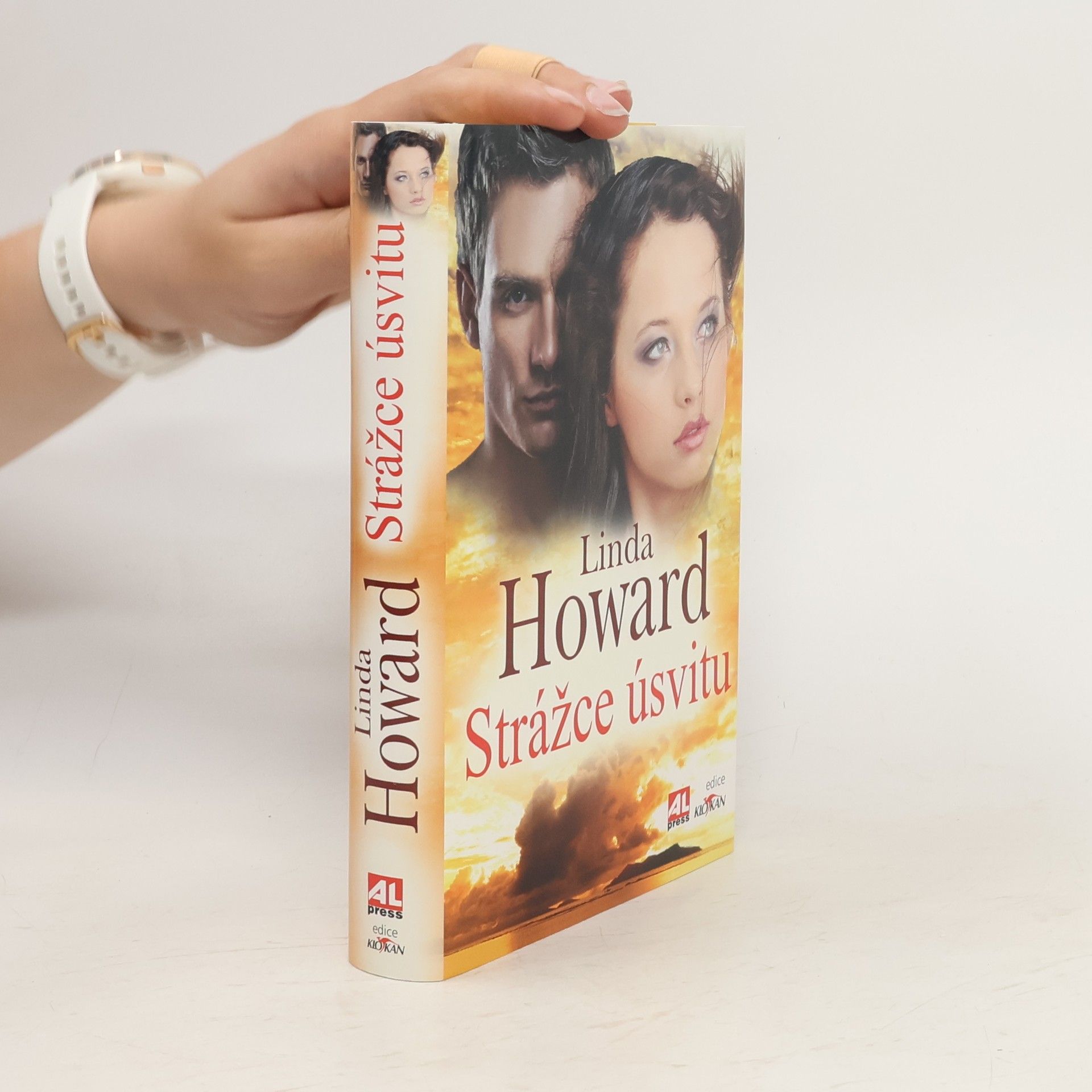 Linda Howard Strážce úsvitu