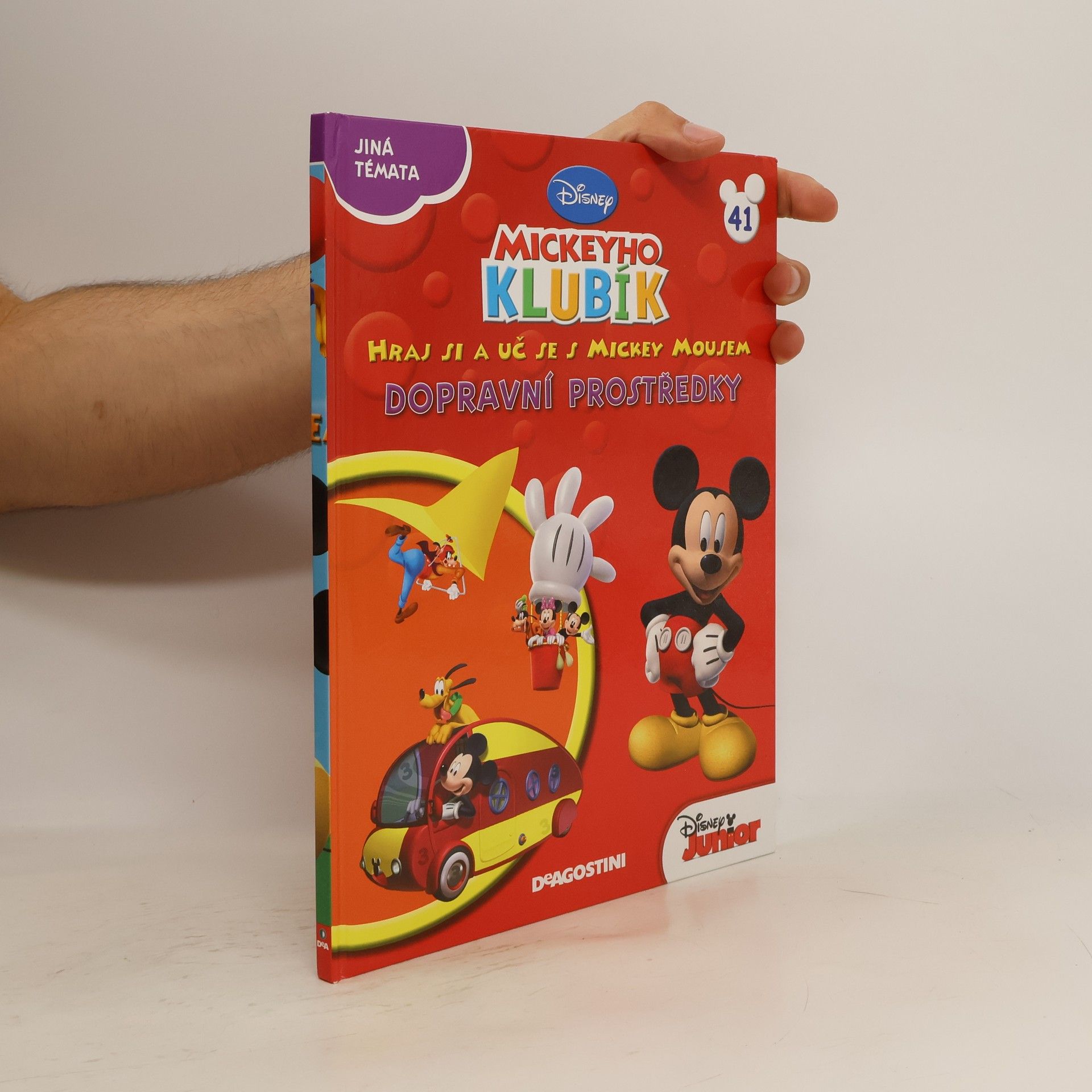 kolektiv Hraj si a uč se s Mickey Mousem. Dopravní prostředky