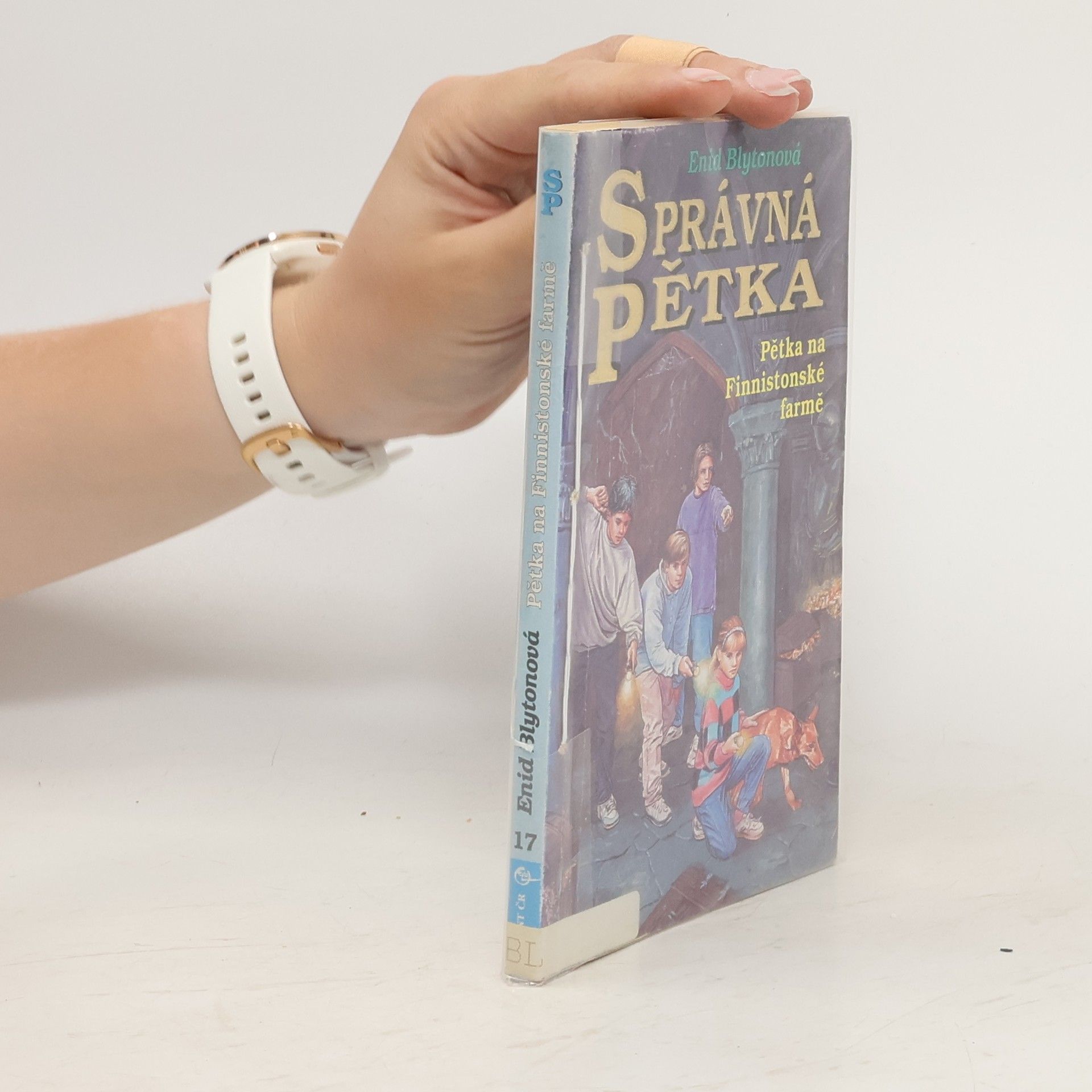 Enid Blyton Správná pětka. Pětka na Finnistonské farmě