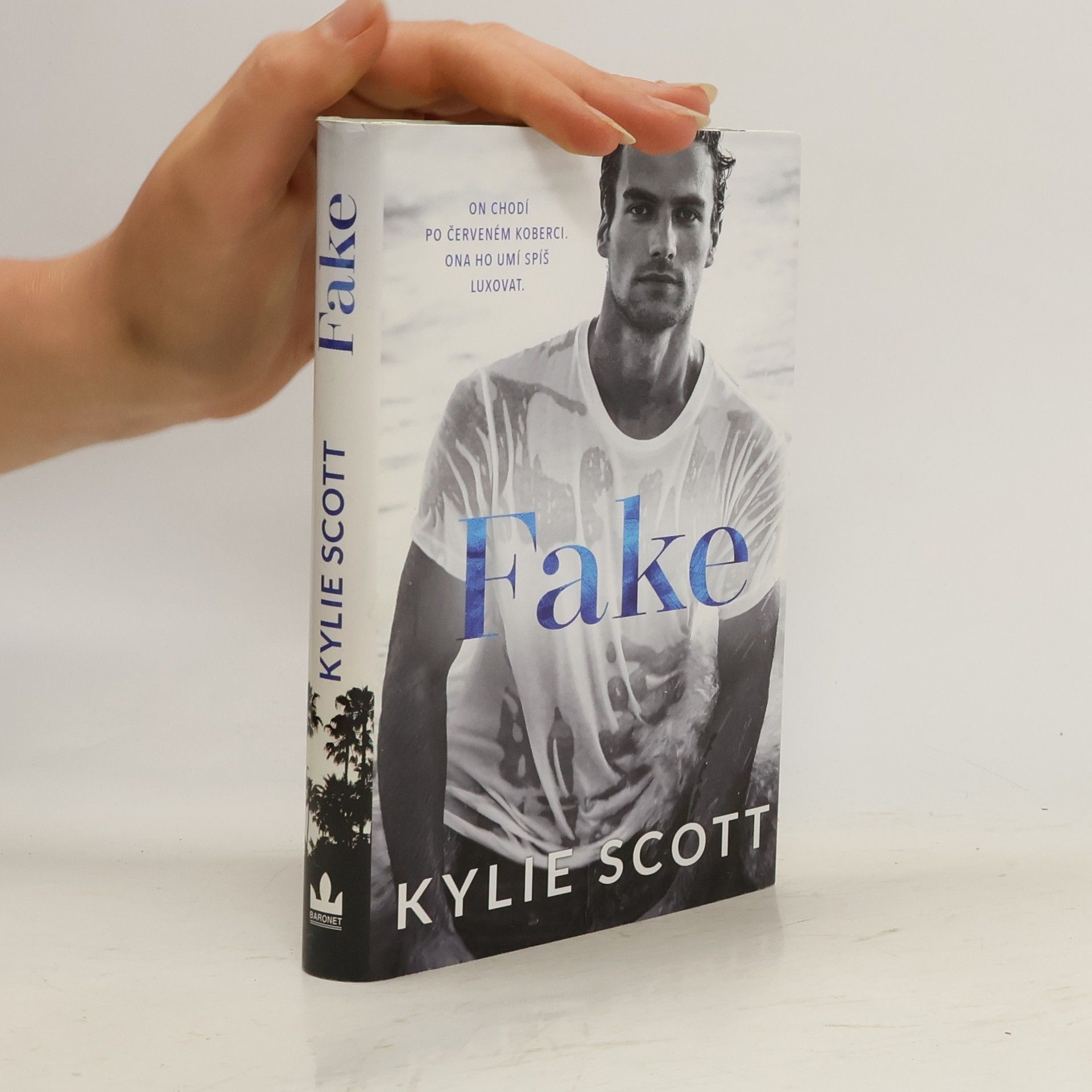 Kylie Scott Fake: West Hollywood.