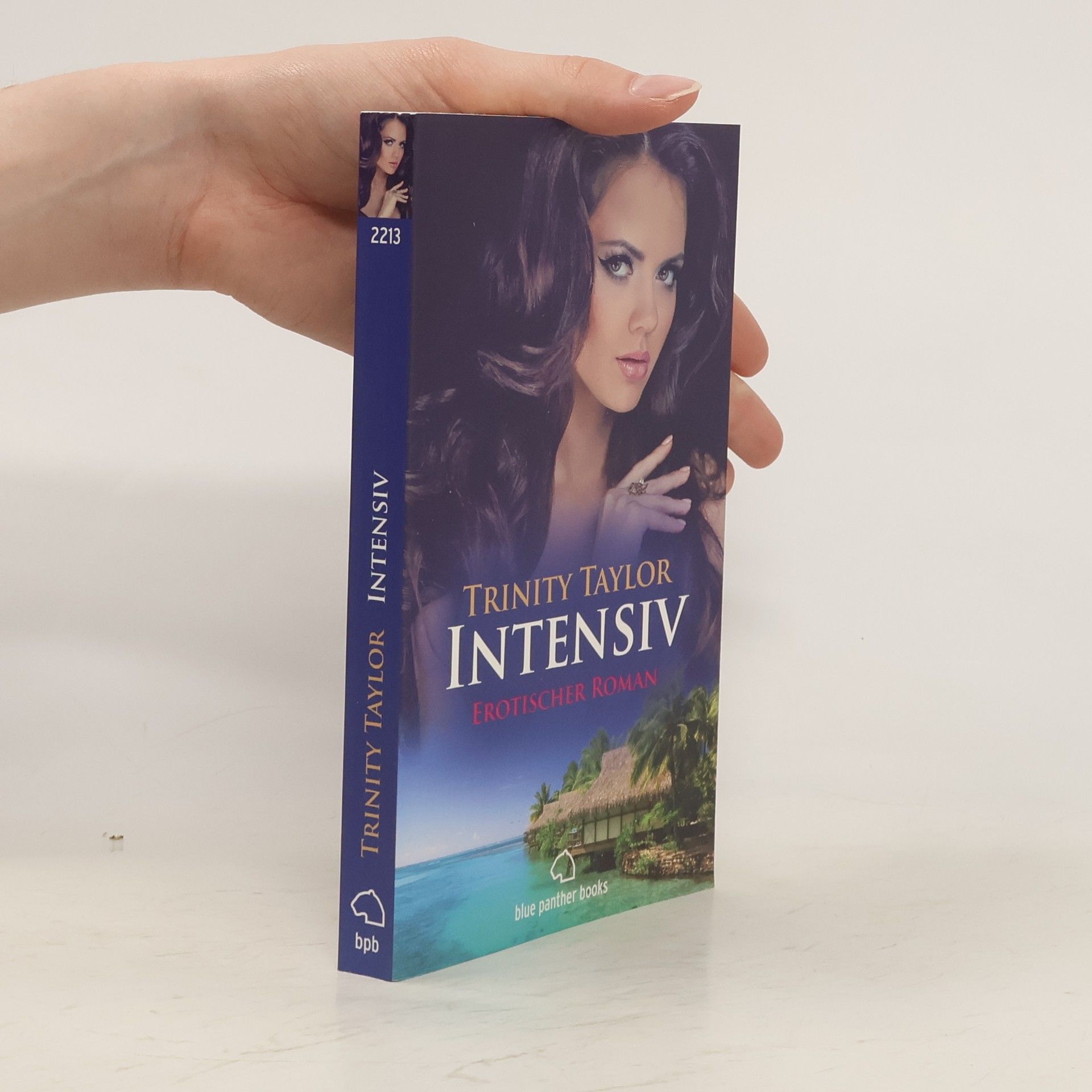 Trinity Taylor Intensiv