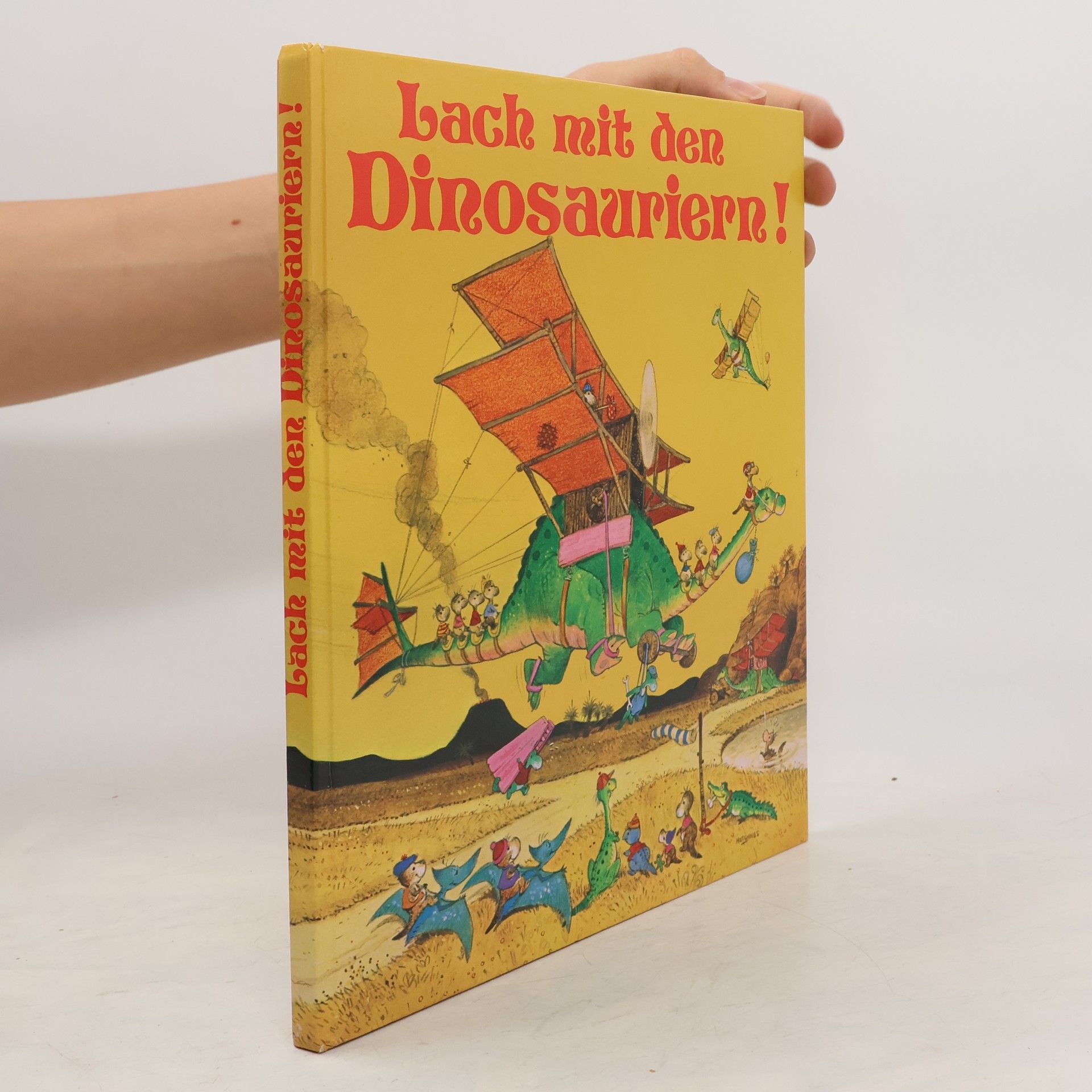 Tony Hutchings Lach mit den Dinosauriern!