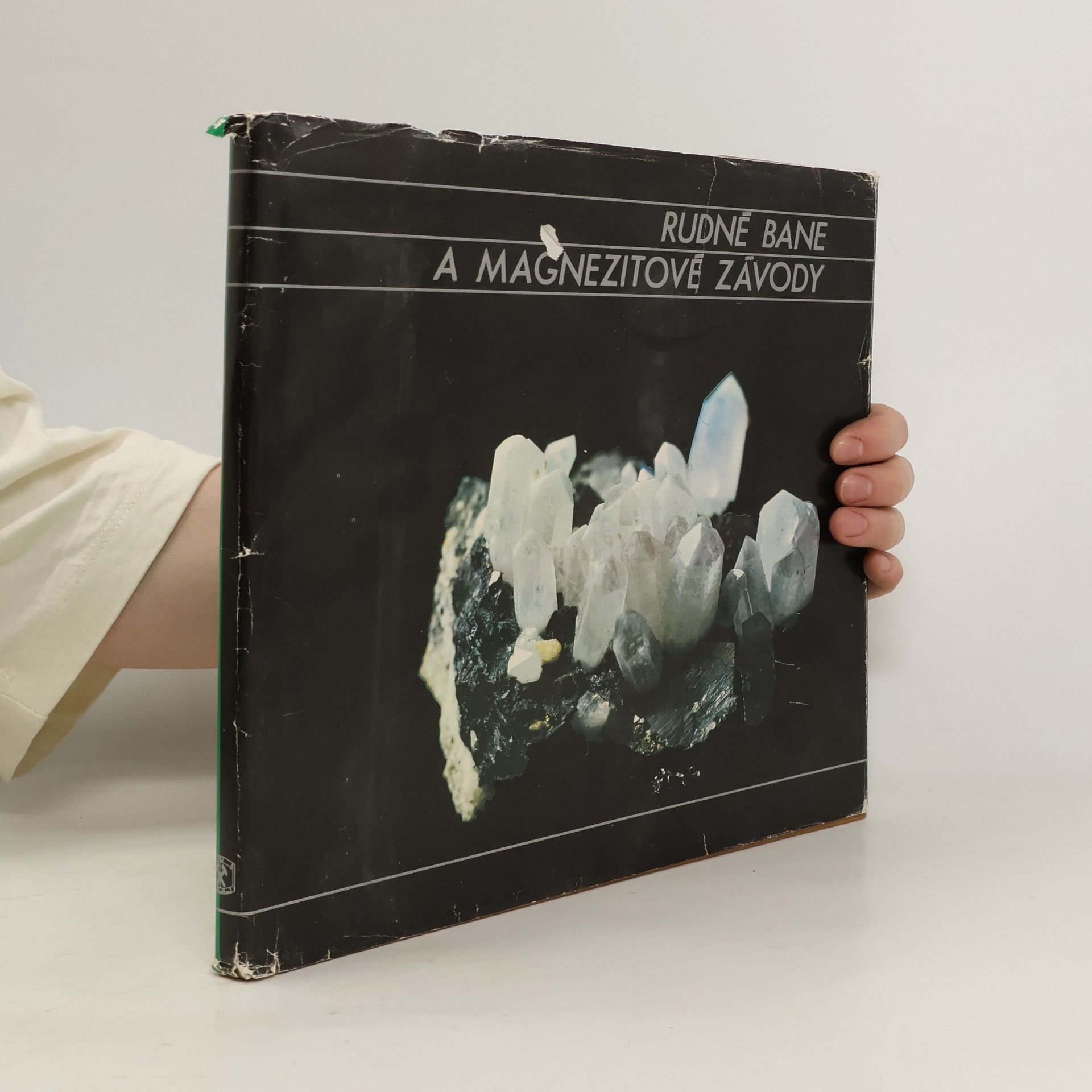 Collectif d'auteurs Rudné bane a magnezitové závody