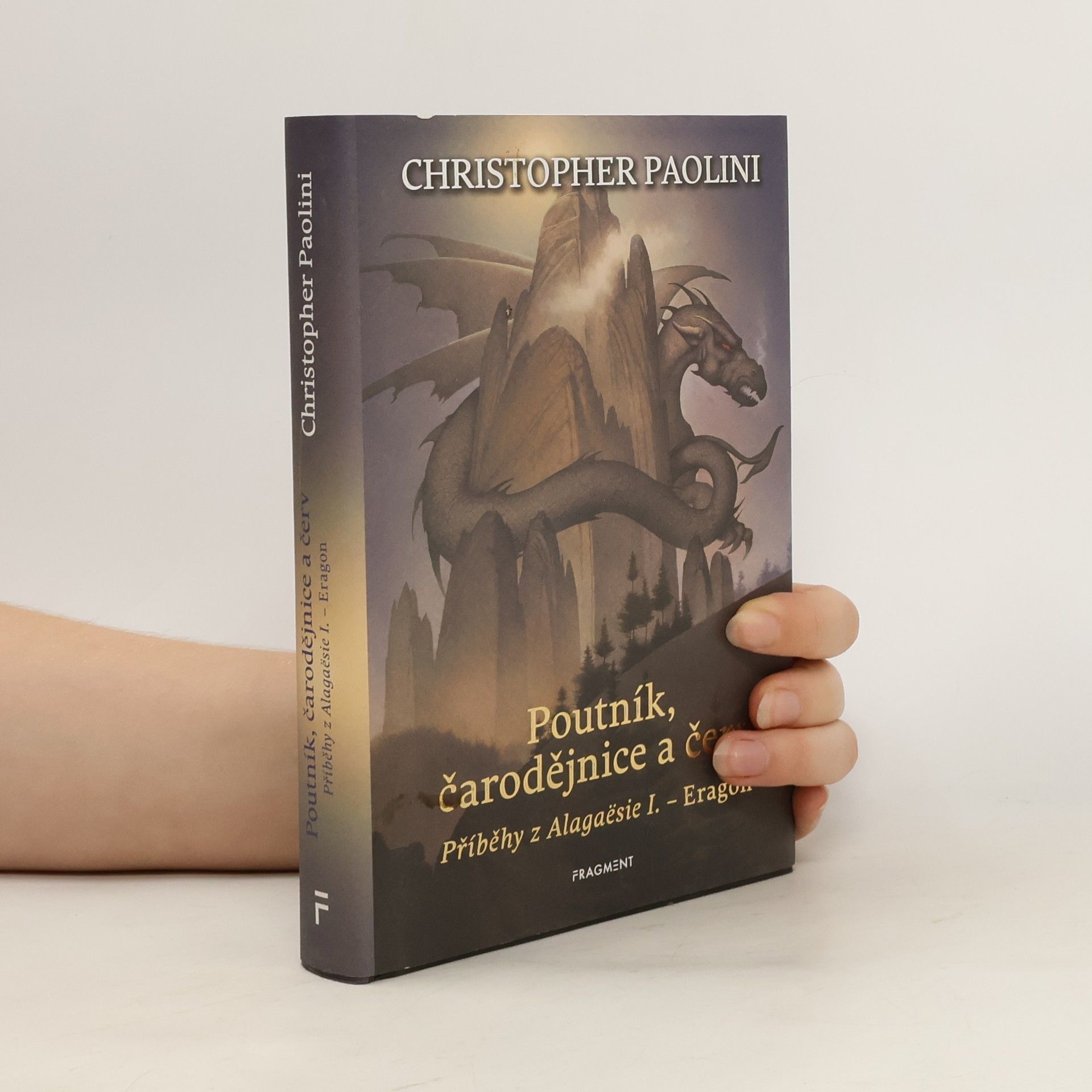 Christopher Paolini Poutník, čarodějnice a červ - Příběhy z Alagaësie I.