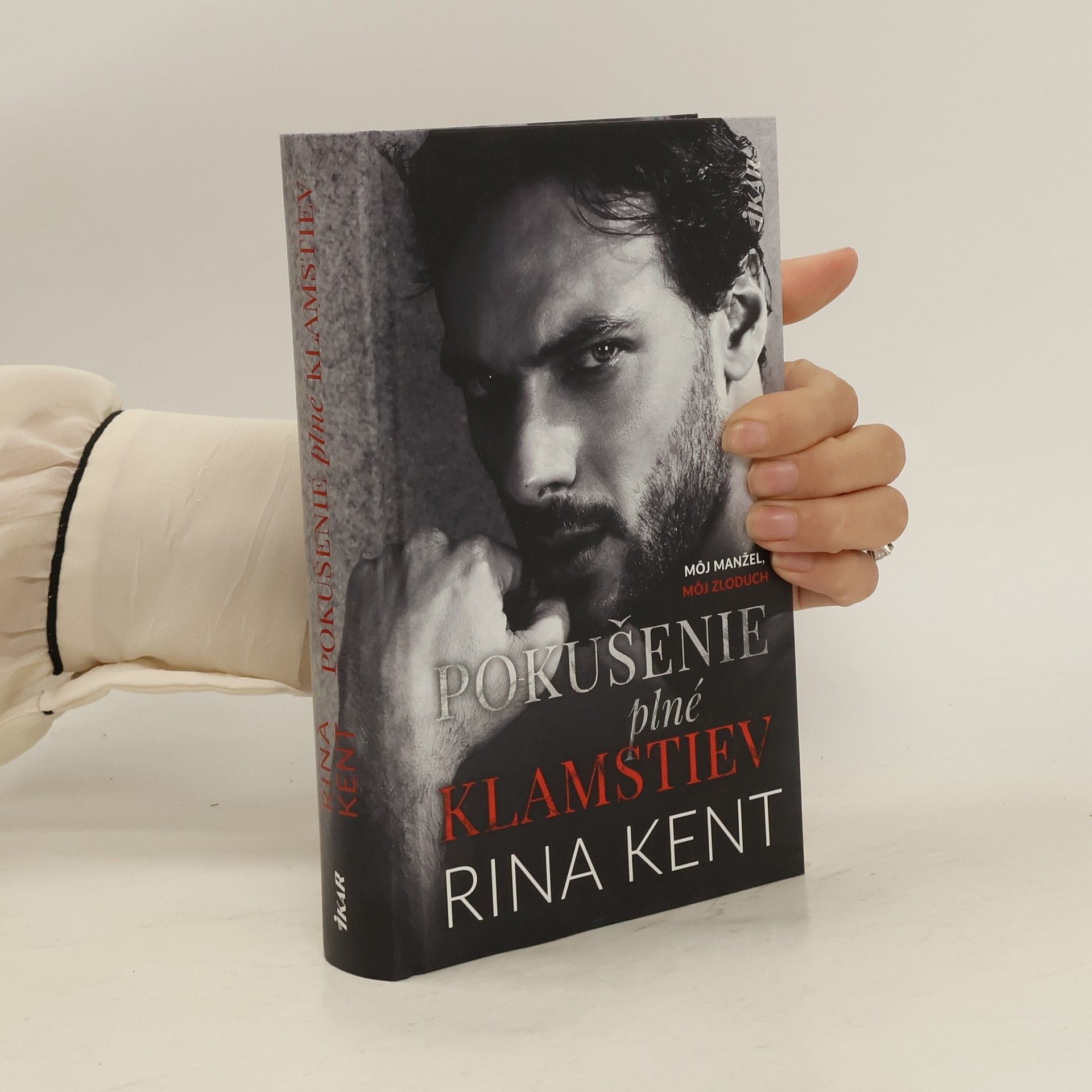 Rina Kent Pokušenie plné klamstiev