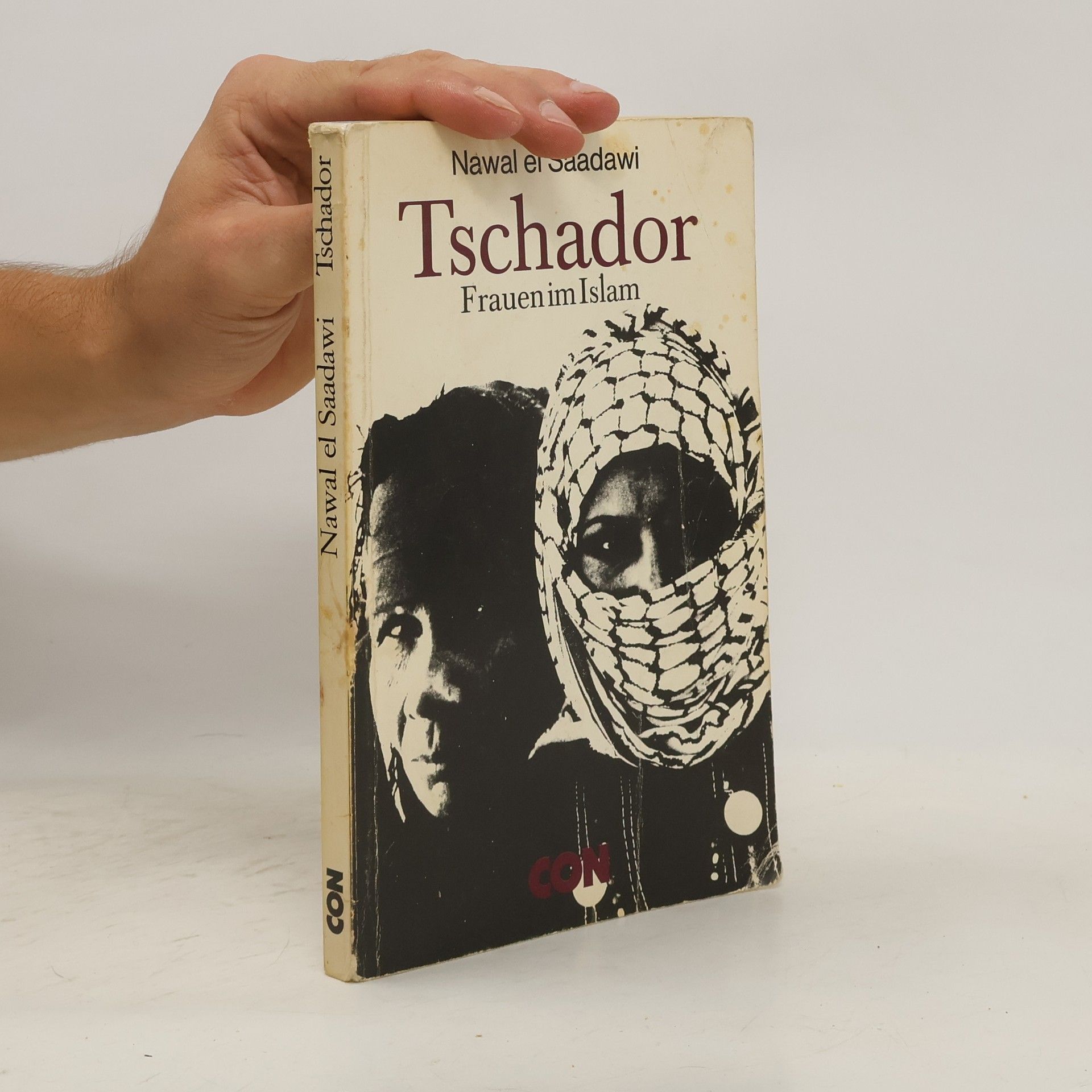 Nawāl as- Saʿdāwī Tschador
