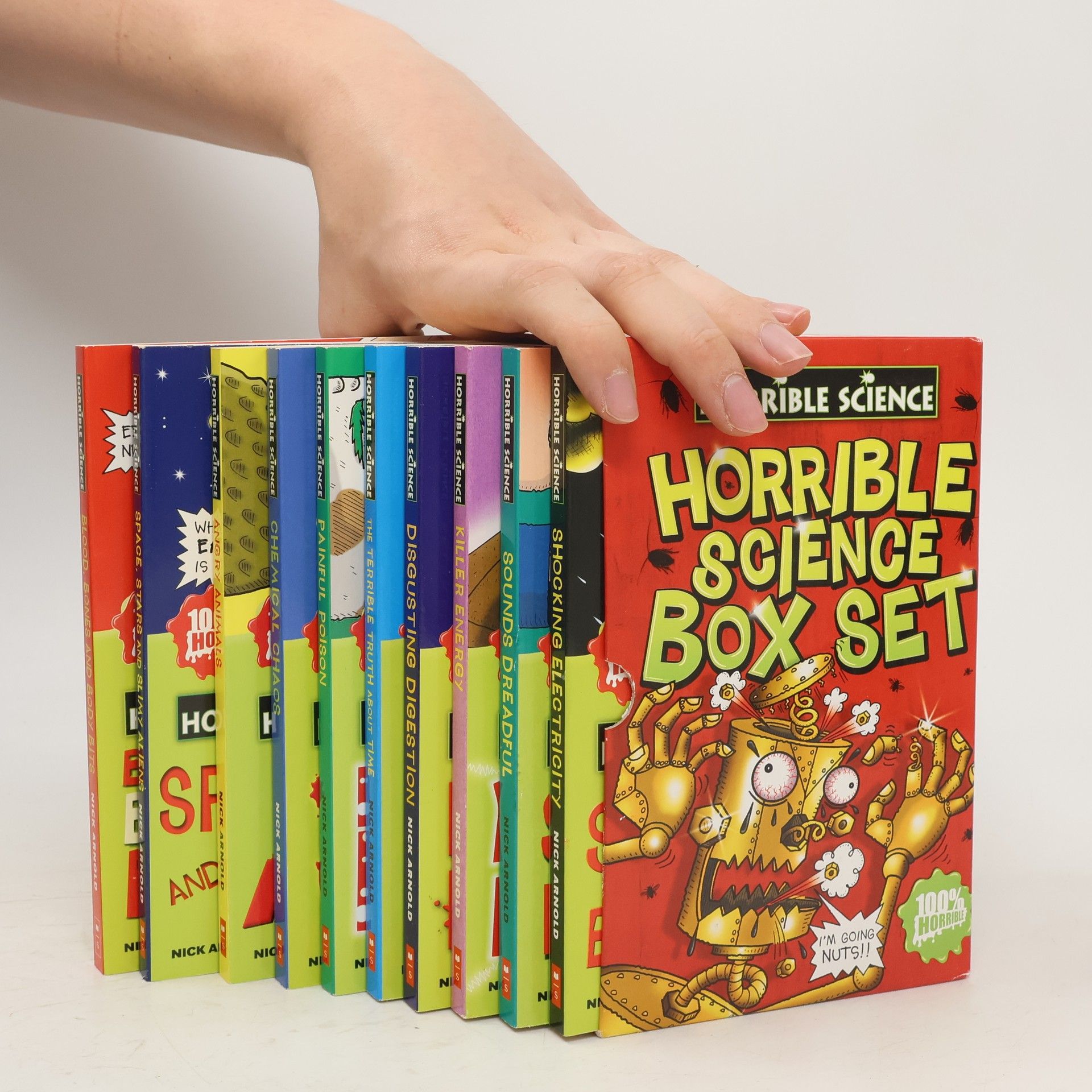 Nick Arnold Horrible Science Box Set