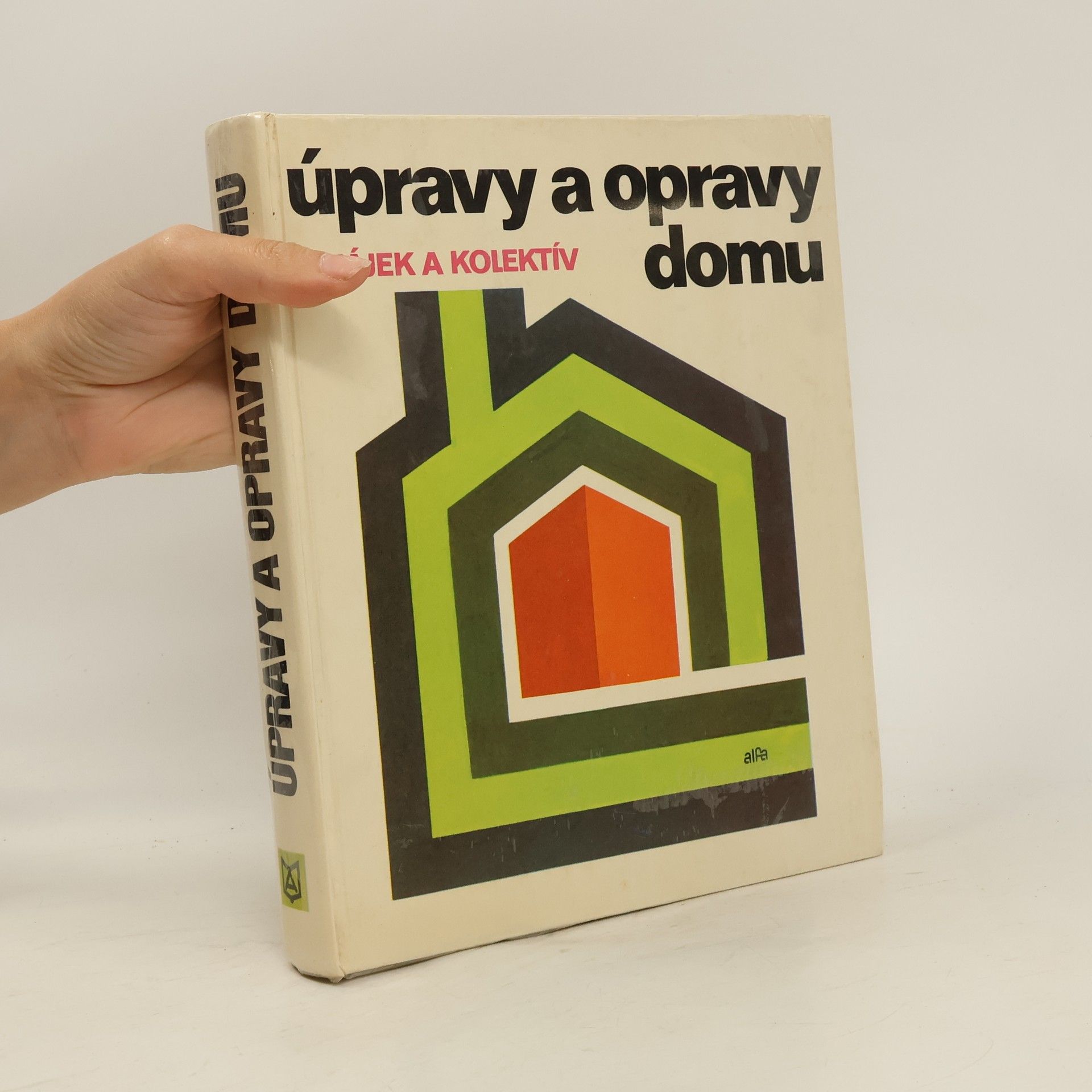 Václav Hájek Úpravy a opravy domu