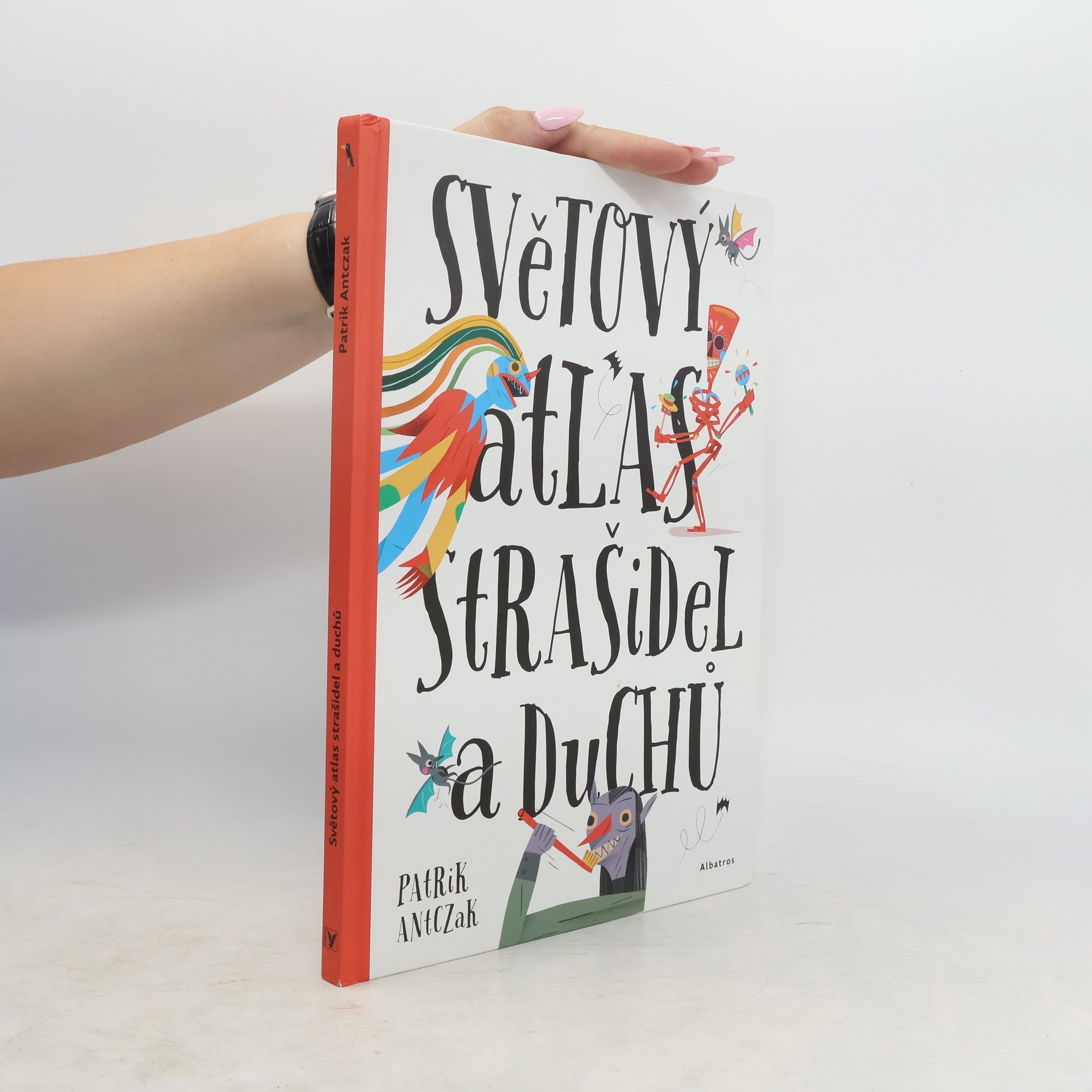 Petra Bartíková Světový atlas strašidel a duchů