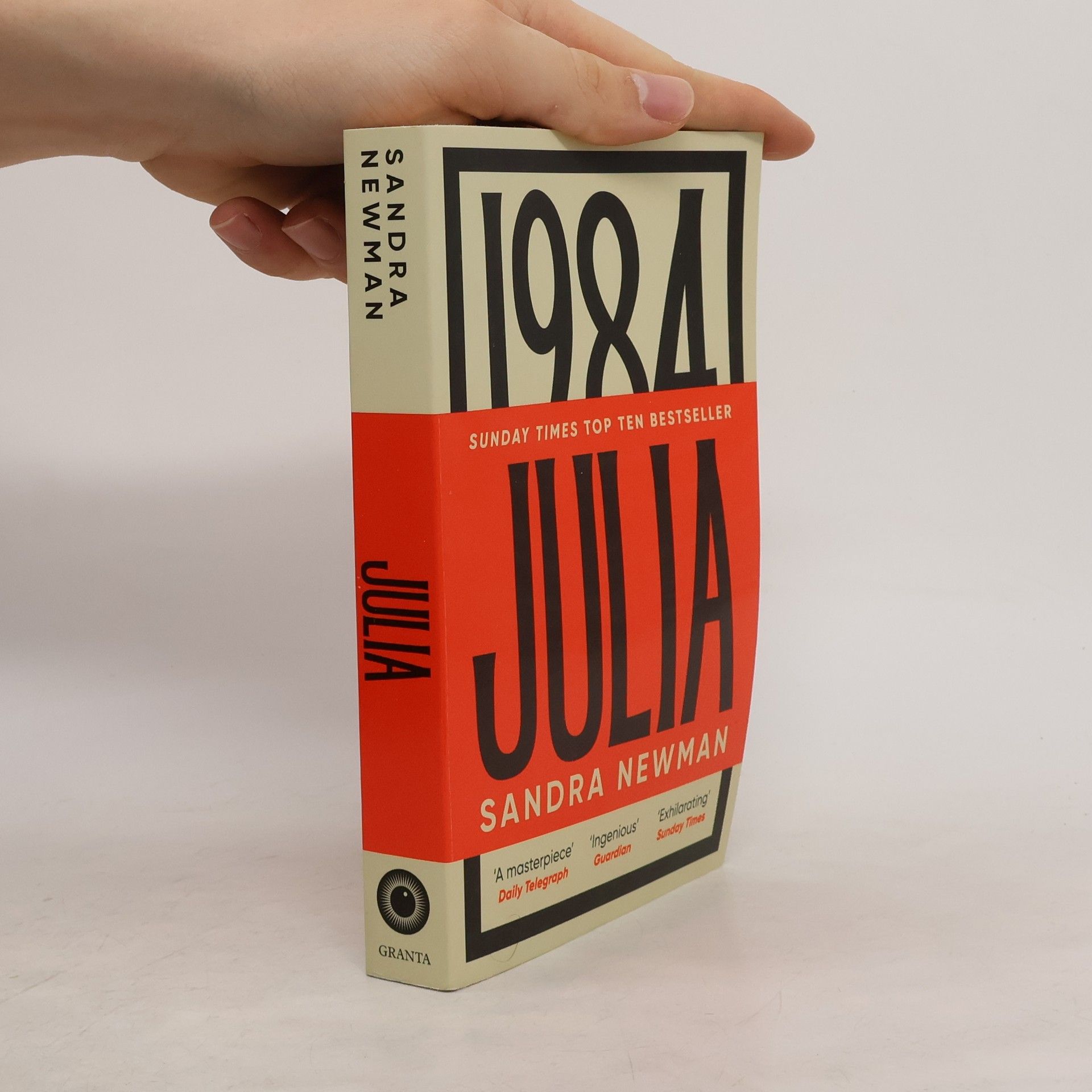 Sandra Newman Julia: The Sunday Times Bestseller