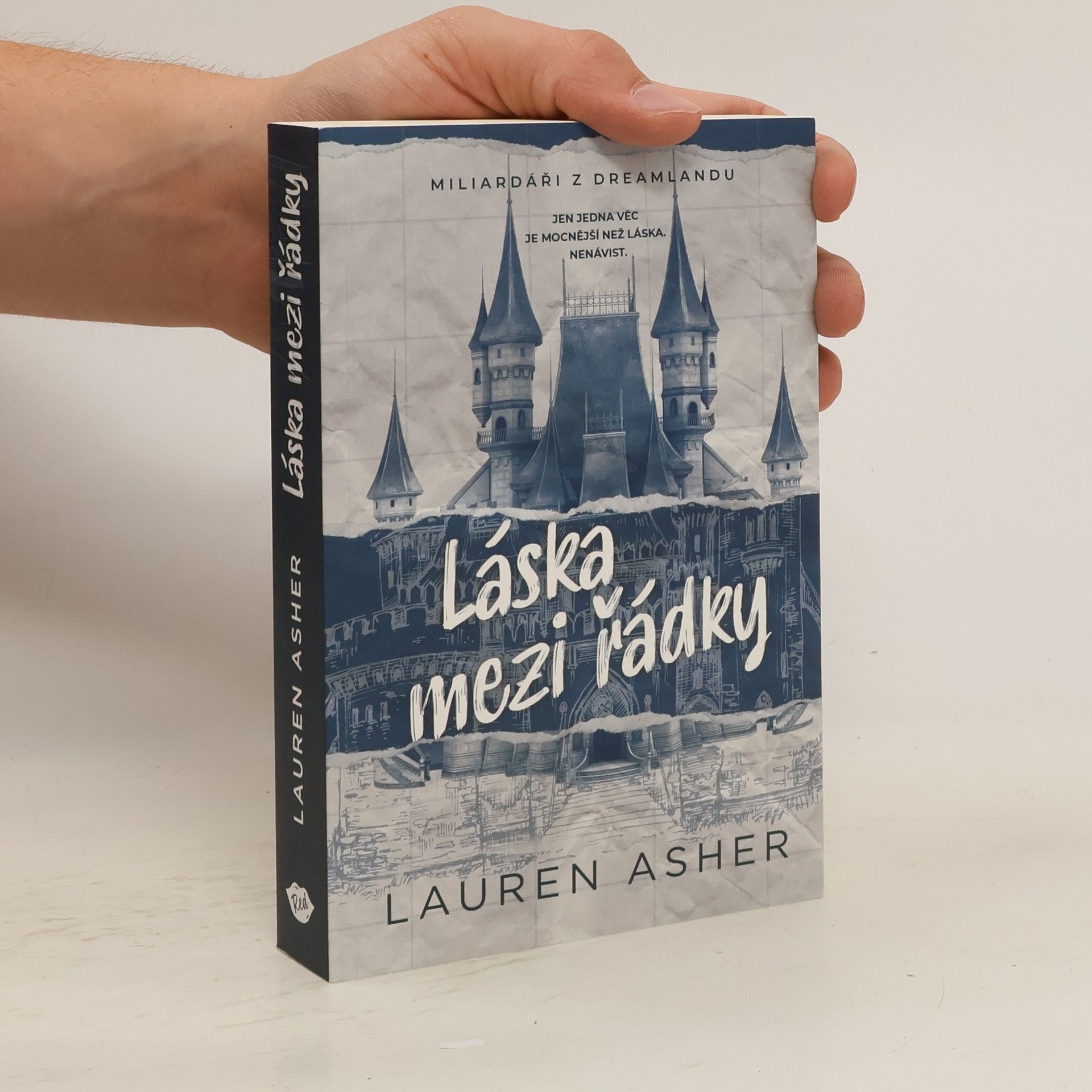 Lauren Asher Láska mezi řádky