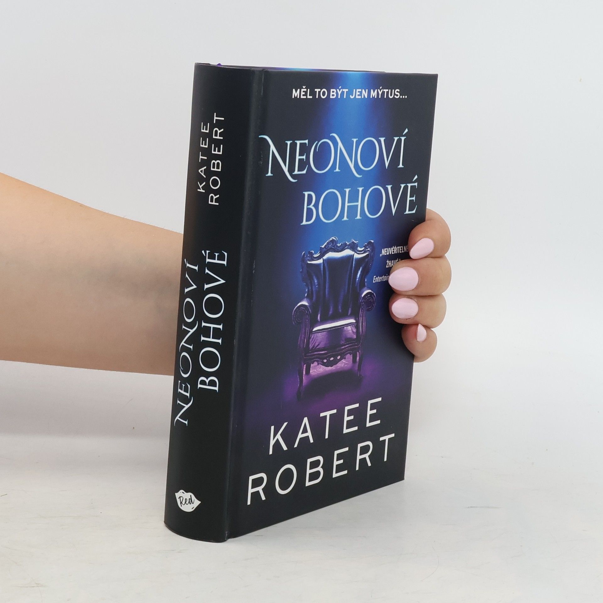 Katee Robert Neonoví bohové