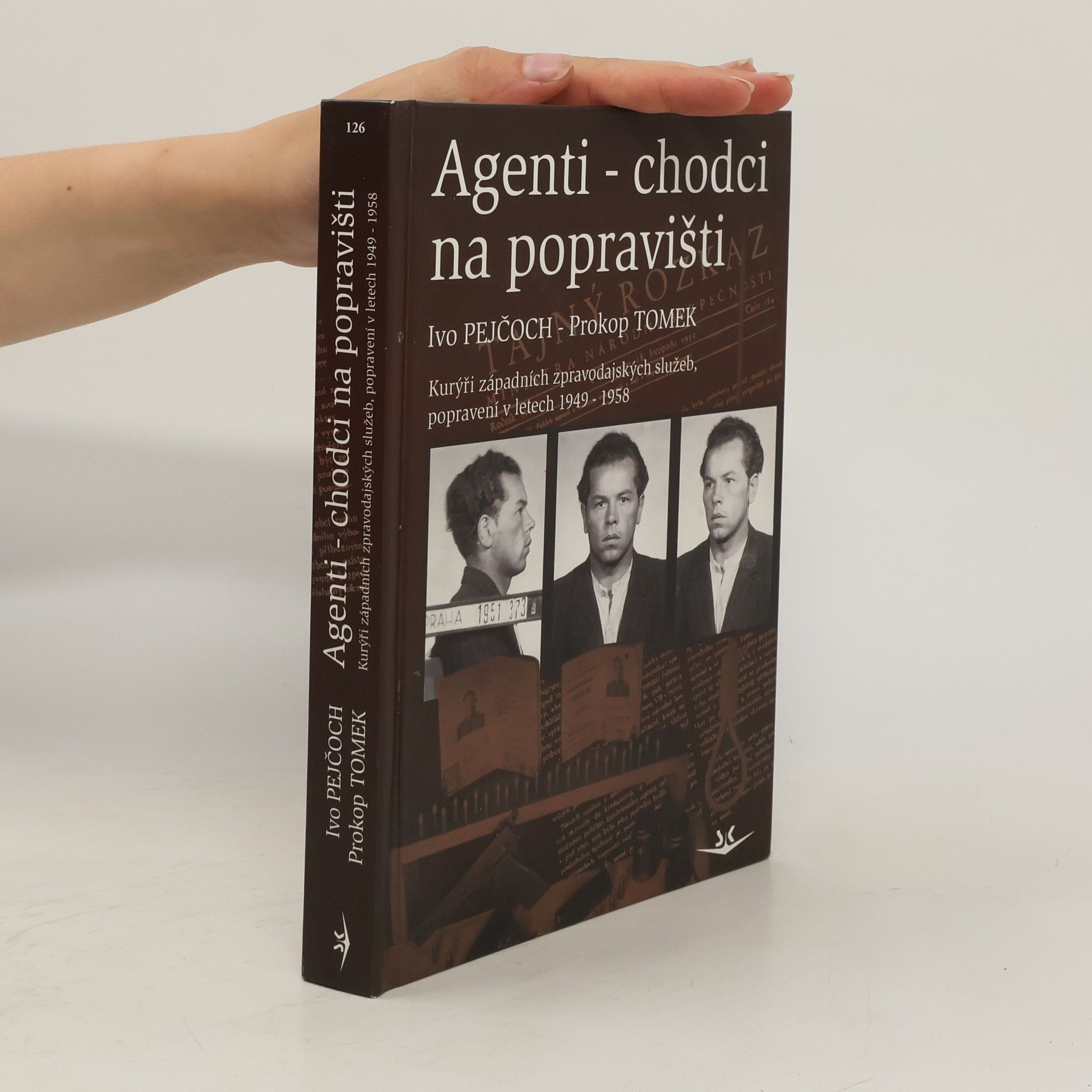 Prokop Tomek Agenti - chodci na popravišti
