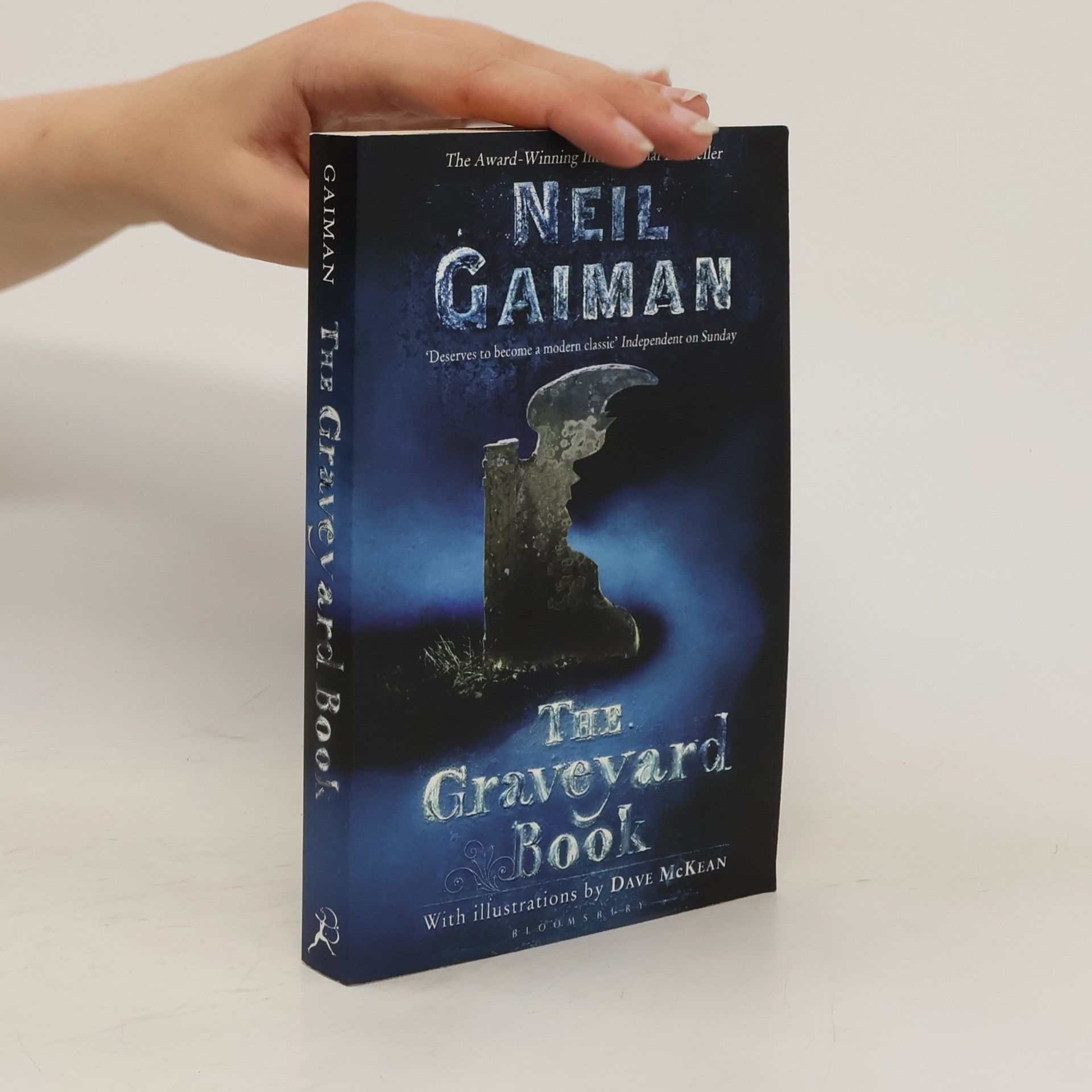 Neil Gaiman The Graveyard Book