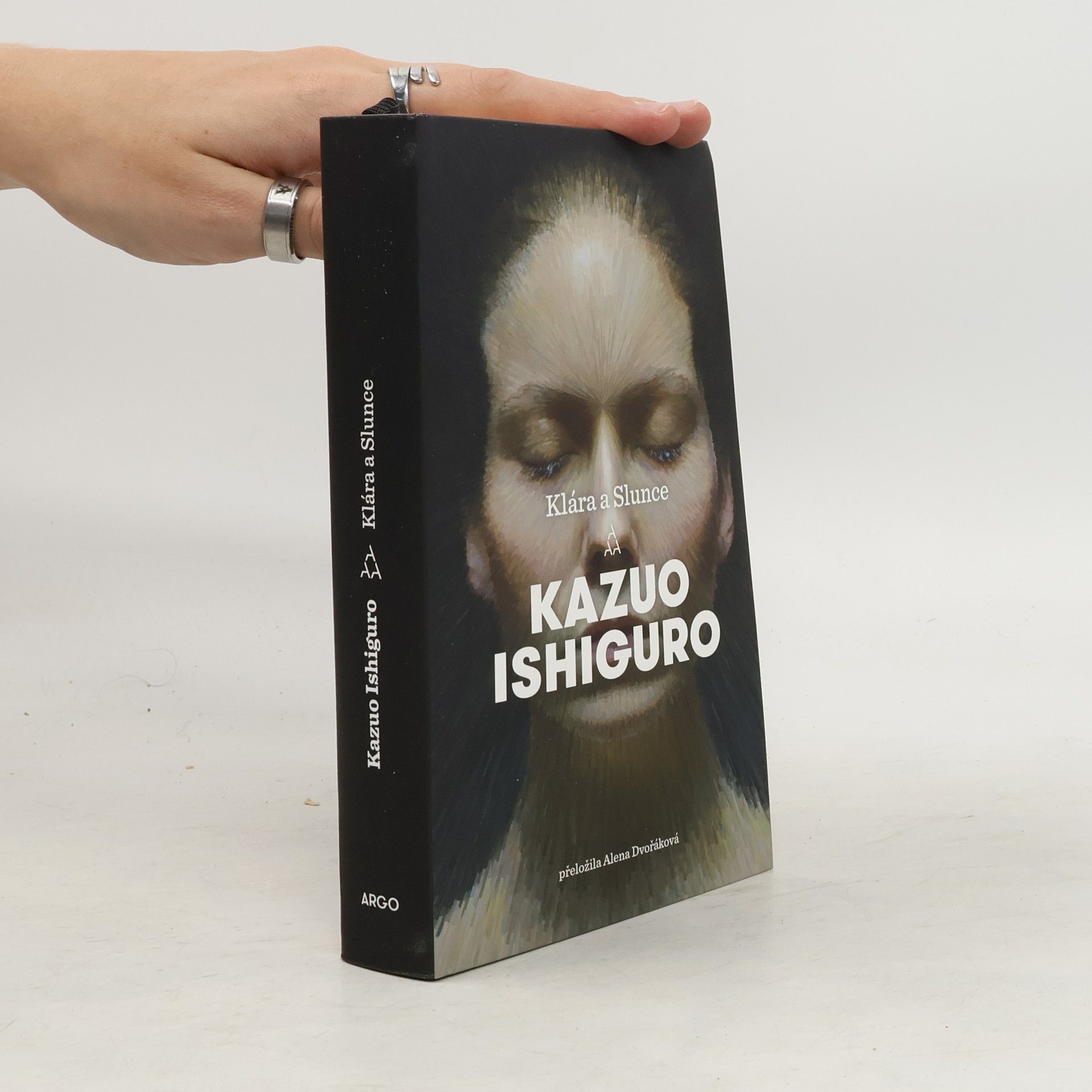 Kazuo Ishiguro Klára a Slunce