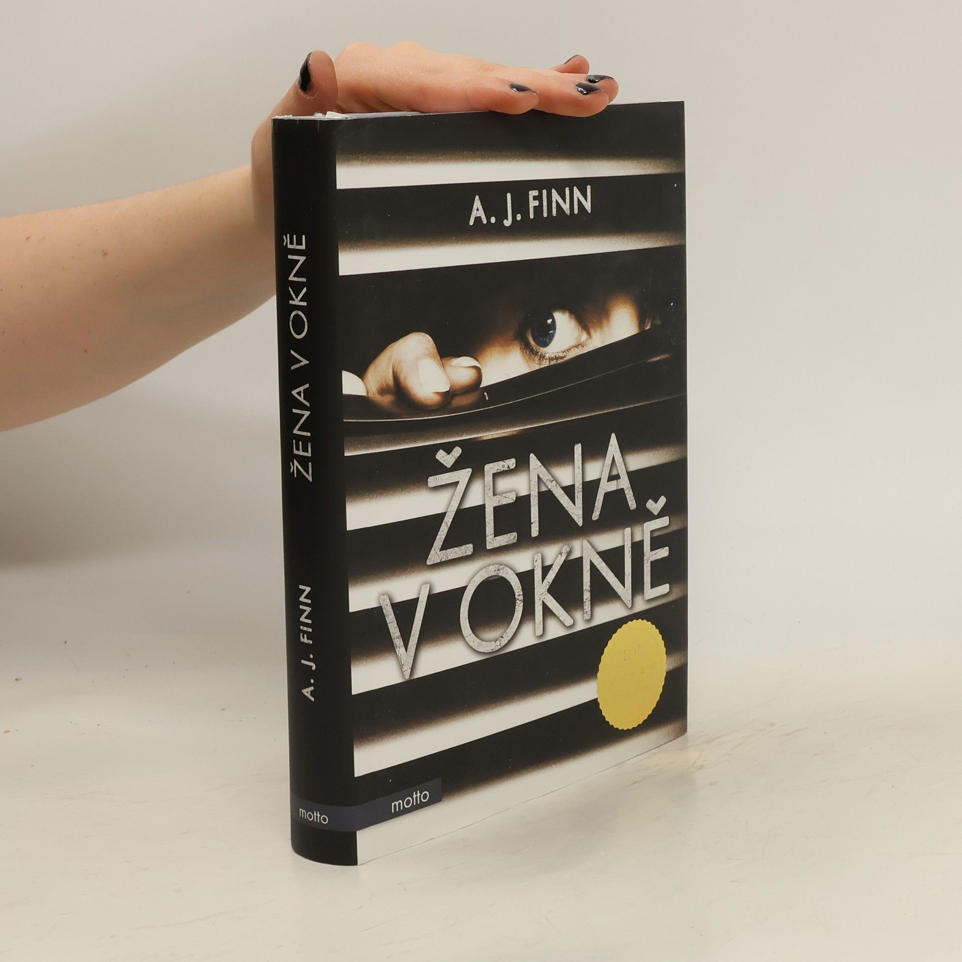 A. J. Finn Žena v okně