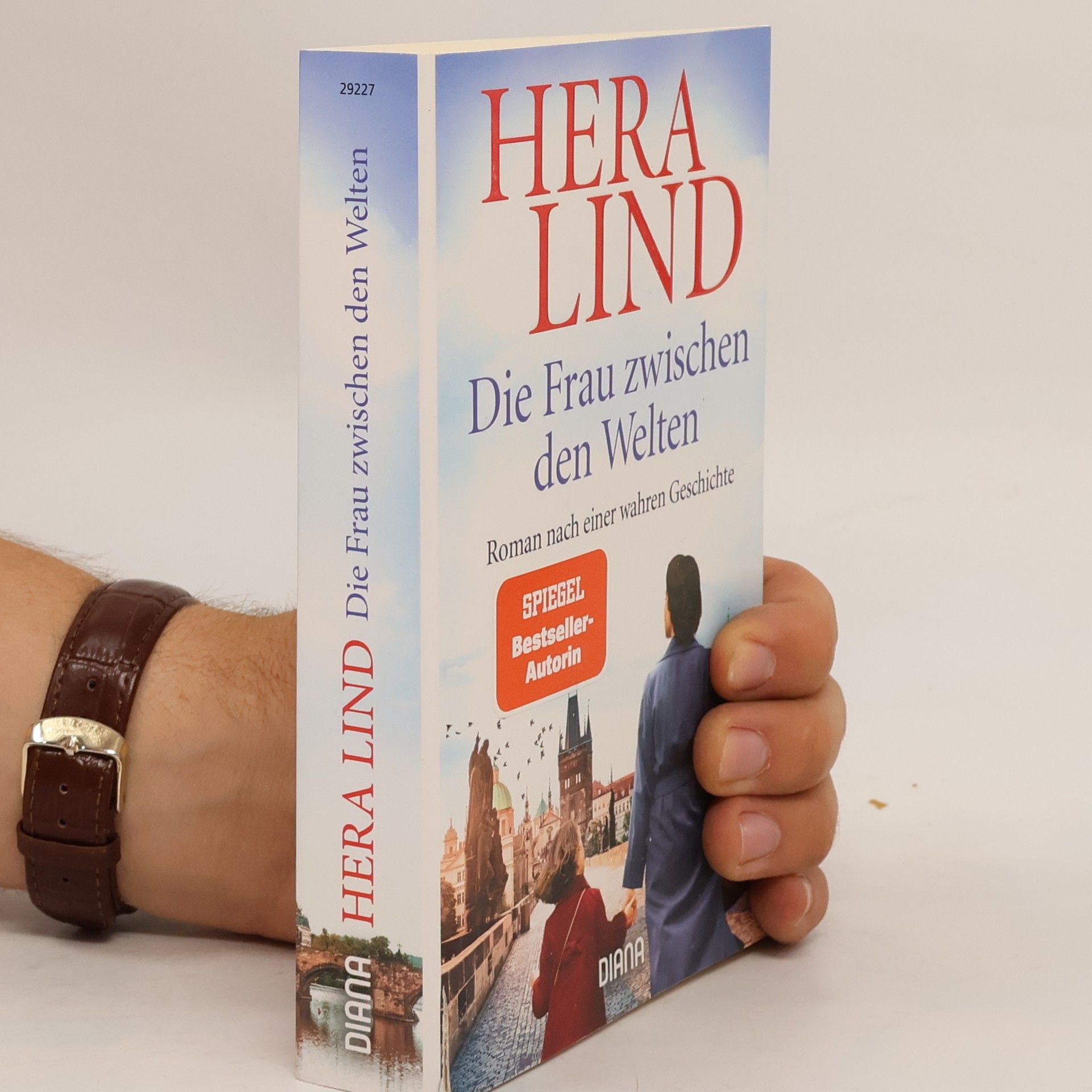 Hera Lind Die Frau zwischen den Welten